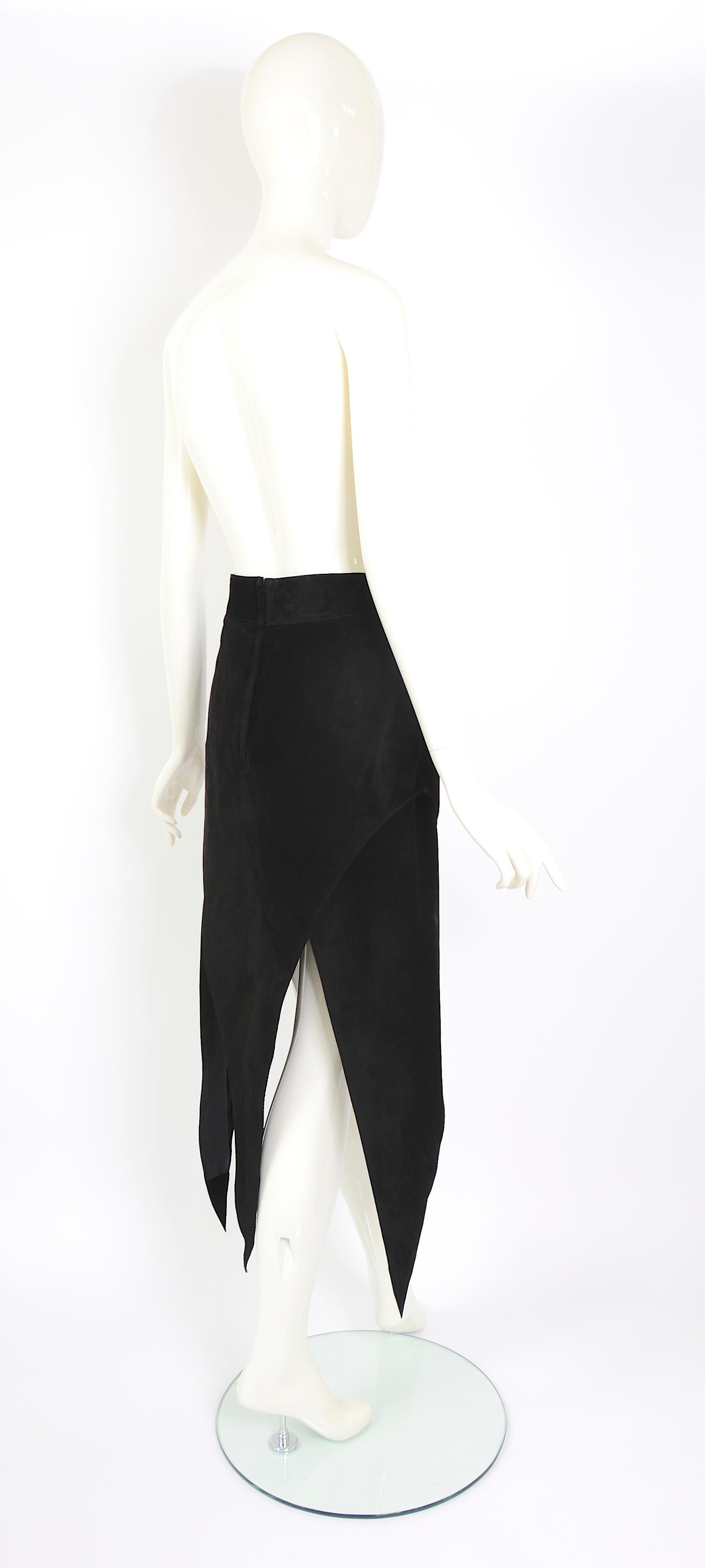 Karl Lagerfeld automne 1993 collectible vintage noir en daim jupe à empiècements pointus en vente 1