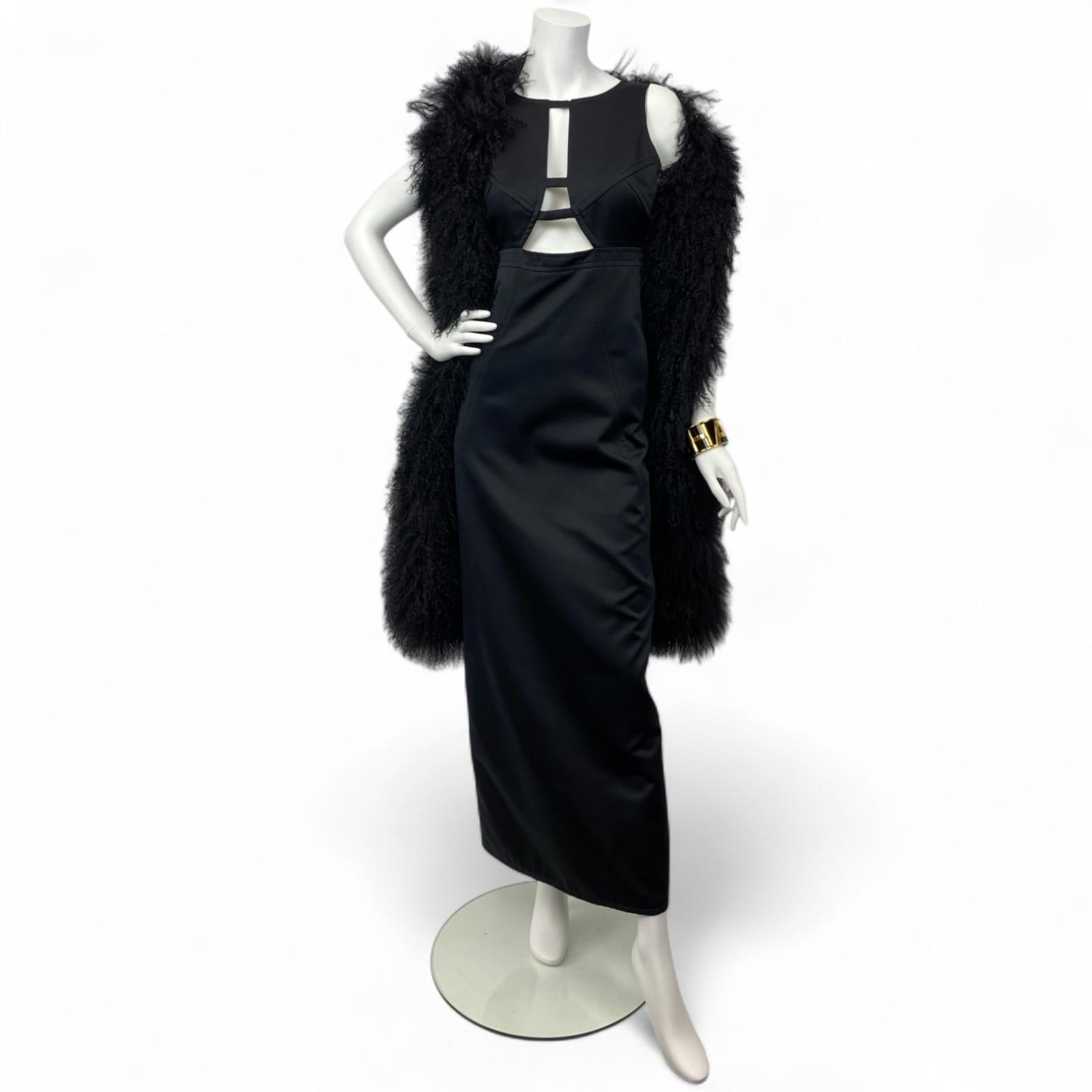 Karl Lagerfeld Vestido Negro Recortado Sz: 42 en venta 2