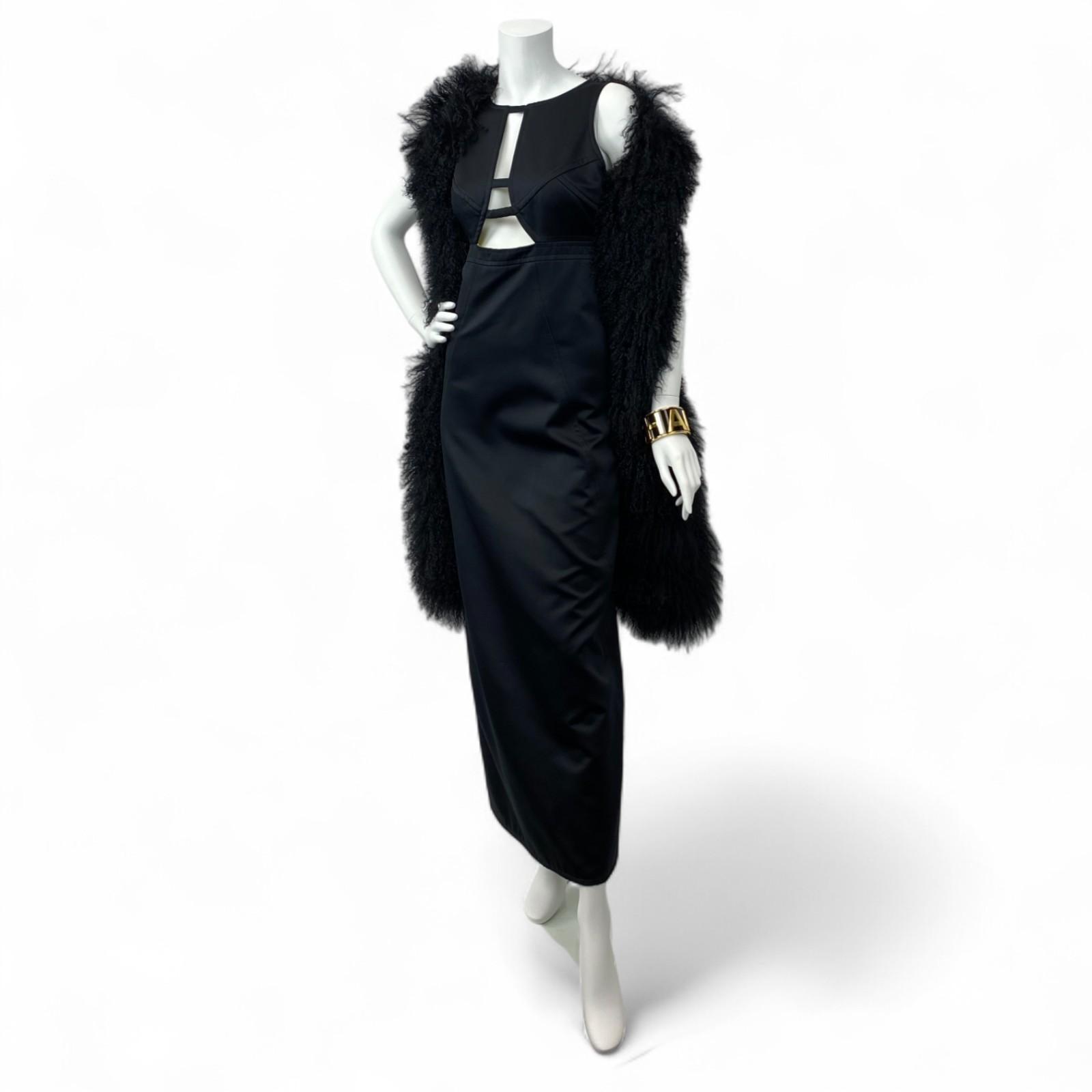 Karl Lagerfeld Vestido Negro Recortado Sz: 42 en venta 4