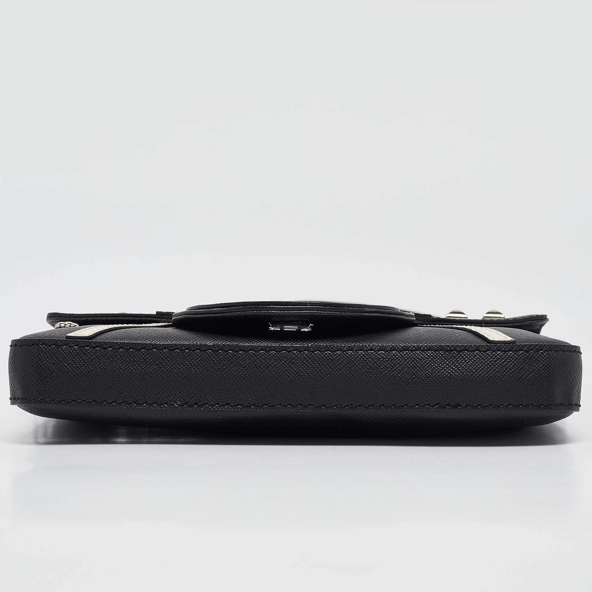 Karl Lagerfeld - Sac à bandoulière en simili-cuir noir/blanc avec appareil photo en vente 3