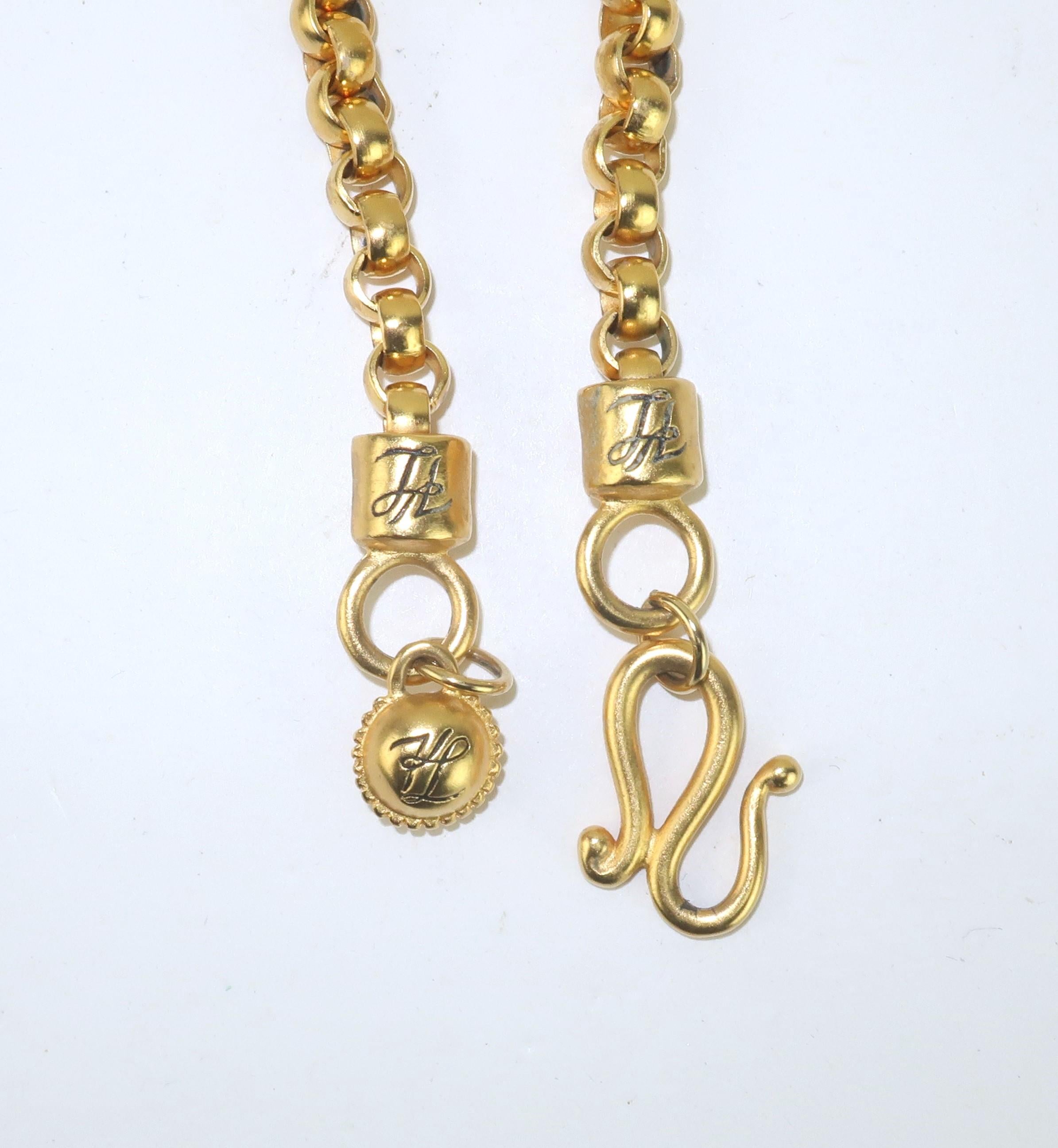 KARL LAGERFELD Collana a catena con orbita placcata in oro e perle, anni '80 in vendita 3