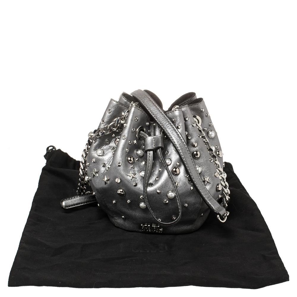 Karl Lagerfeld Metallic Silber Leder K/Rocky Nieten Kordelzug Tasche 6