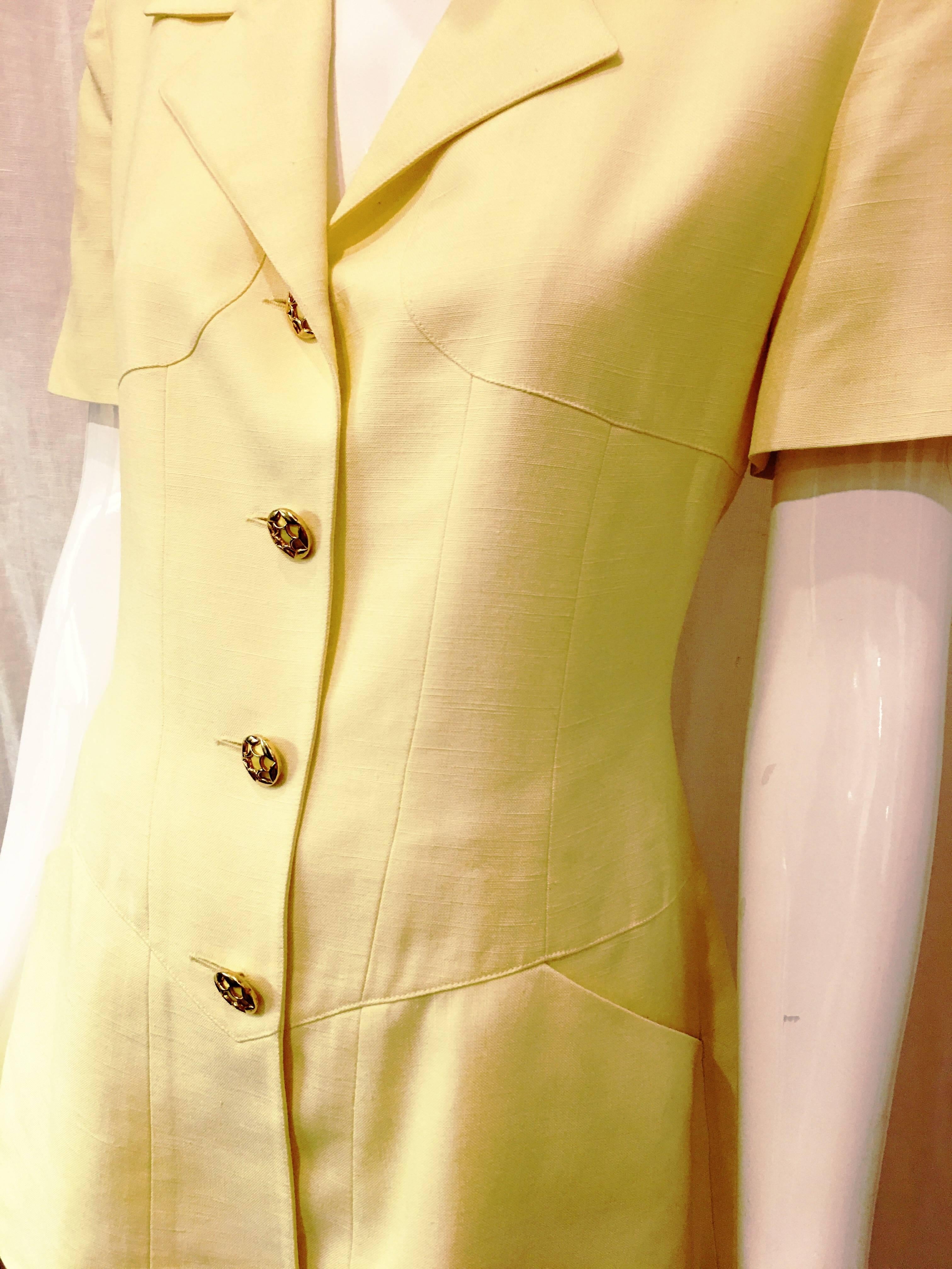 Women's or Men's Karl Lagerfeld Pale Yellow Linen Short Sleeve Skirt Suit  For Sale
