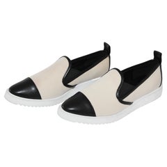 Karl Lagerfeld Paris Slip On Shoes Women Sz 6