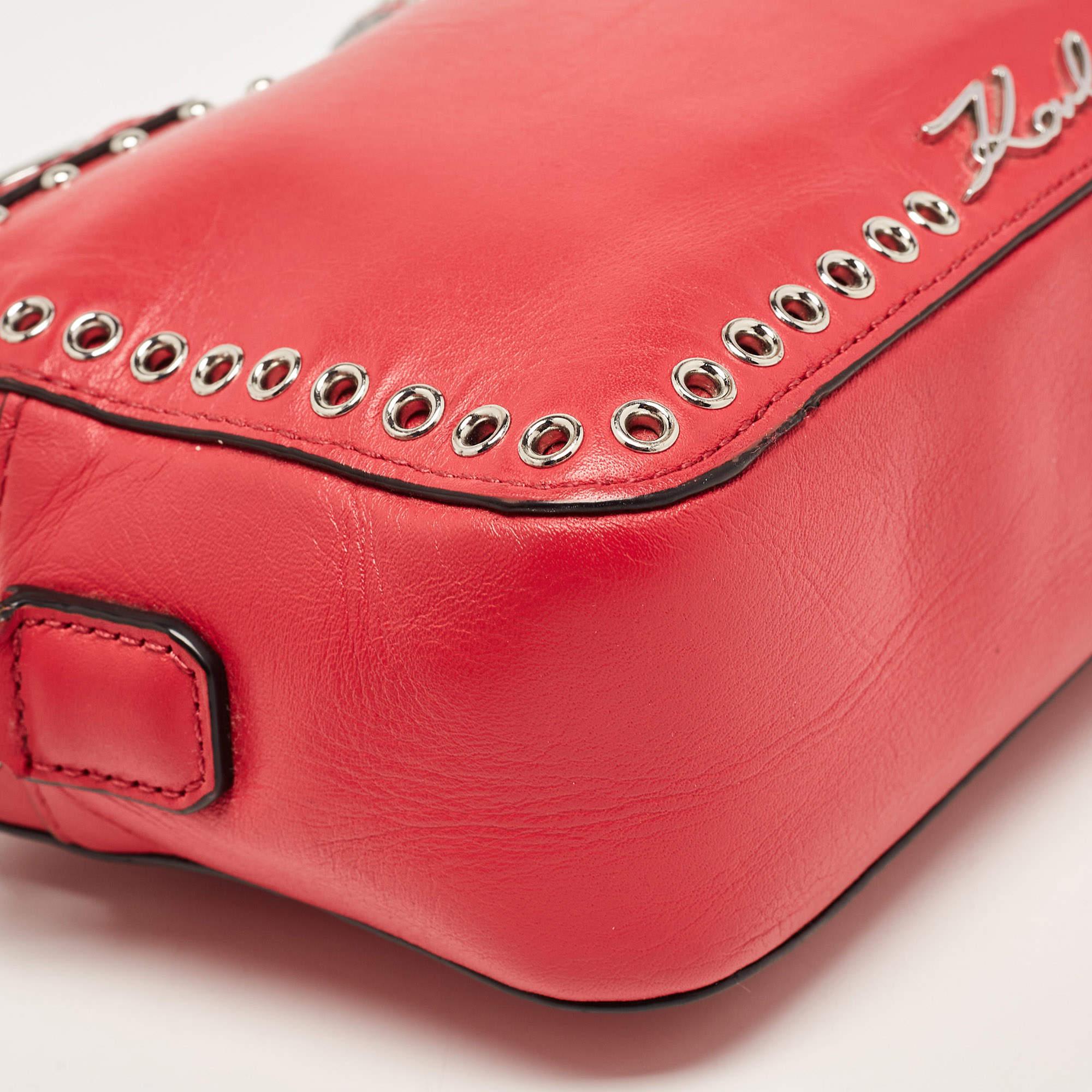 Karl Lagerfeld - Sac à caméra en cuir rose avec oreilles de chat en vente 4