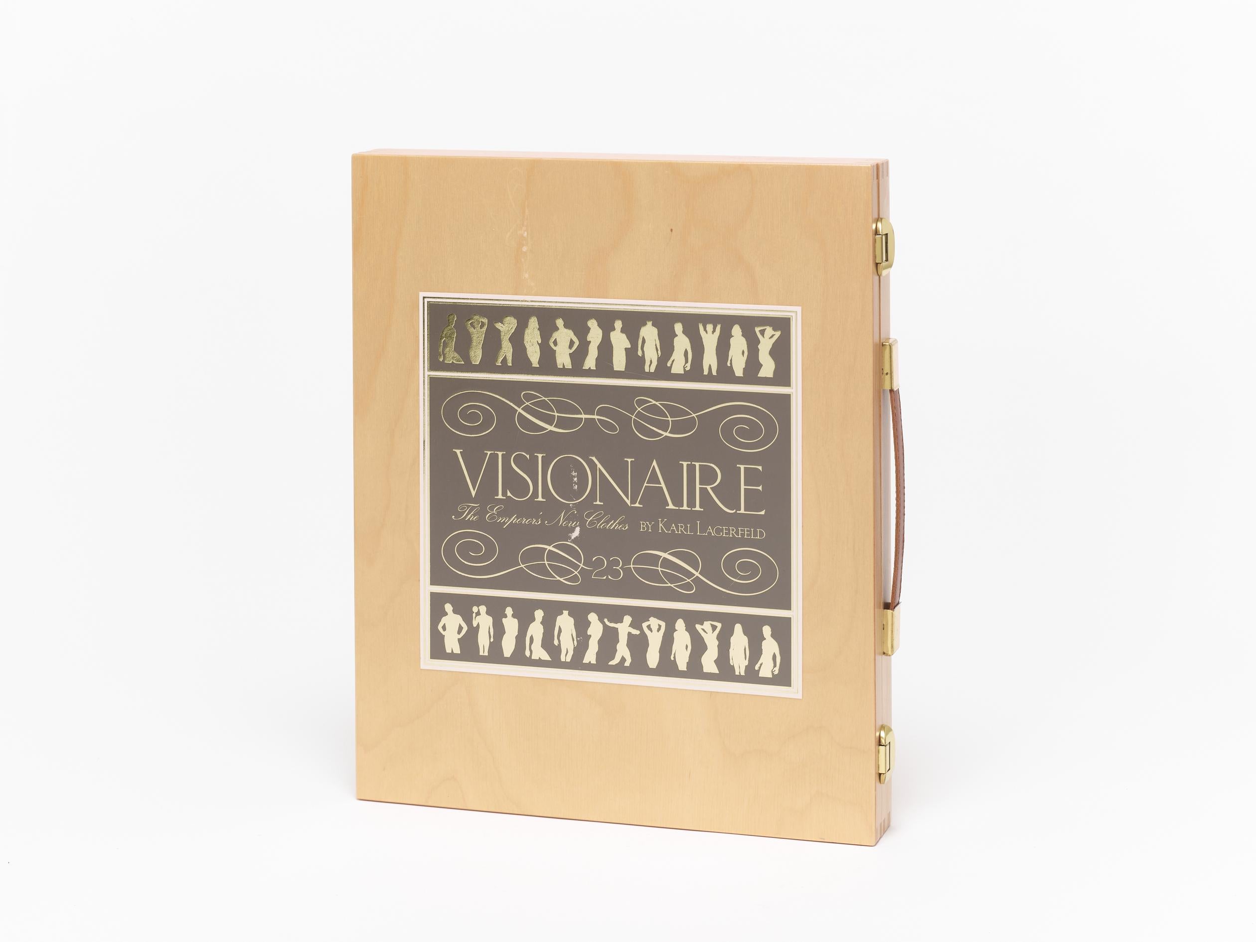 KARL LAGERFELD ( 1933 -2019 )

Visionnaire# 23 The Emperor's new Clothes ( 1997 ) .
numbered of 5000 editions .
Magazine / Art portfolio / 1st edition .
36 x 29 cm . 
Fashion designer KARL LAGERFELD picked up his camera for Visionnaire and