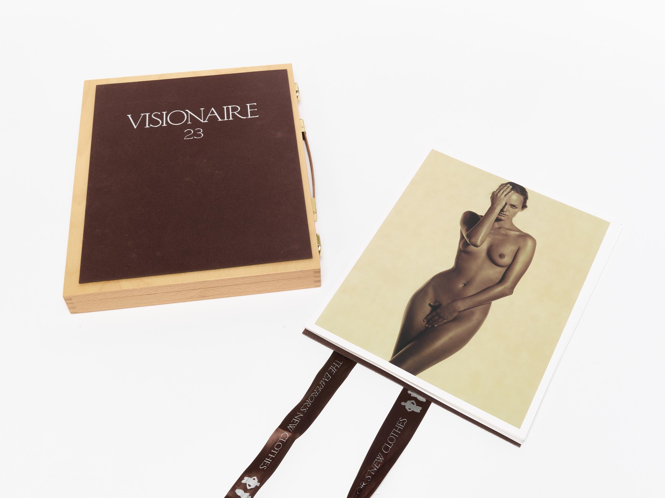 Nude Print Karl Lagerfeld - Visionnaire n° 23 Les nouveaux vêtements de l'empereur 