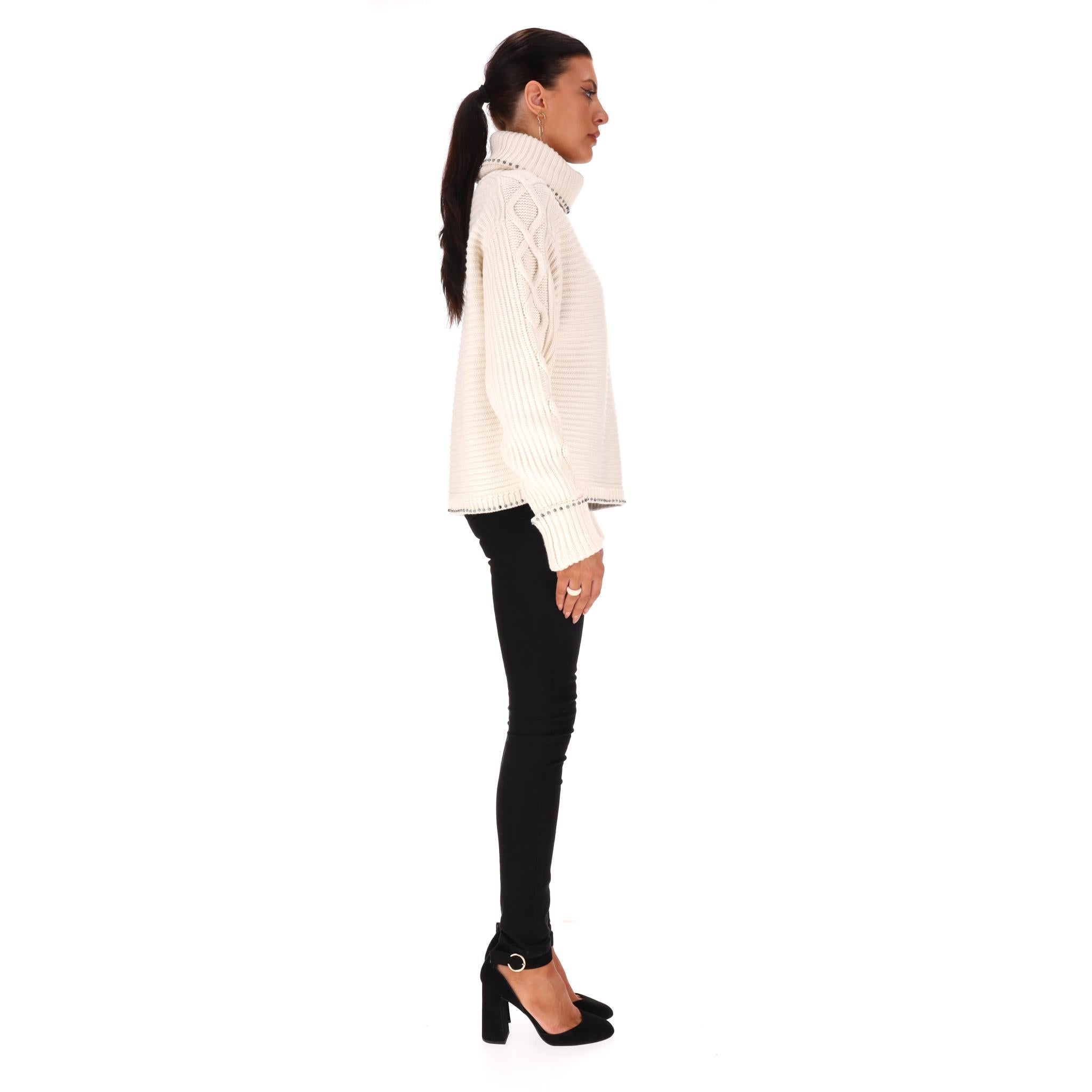 Bianco Karl Lagerfeld - Maglione in lana con scollo a rotella in vendita