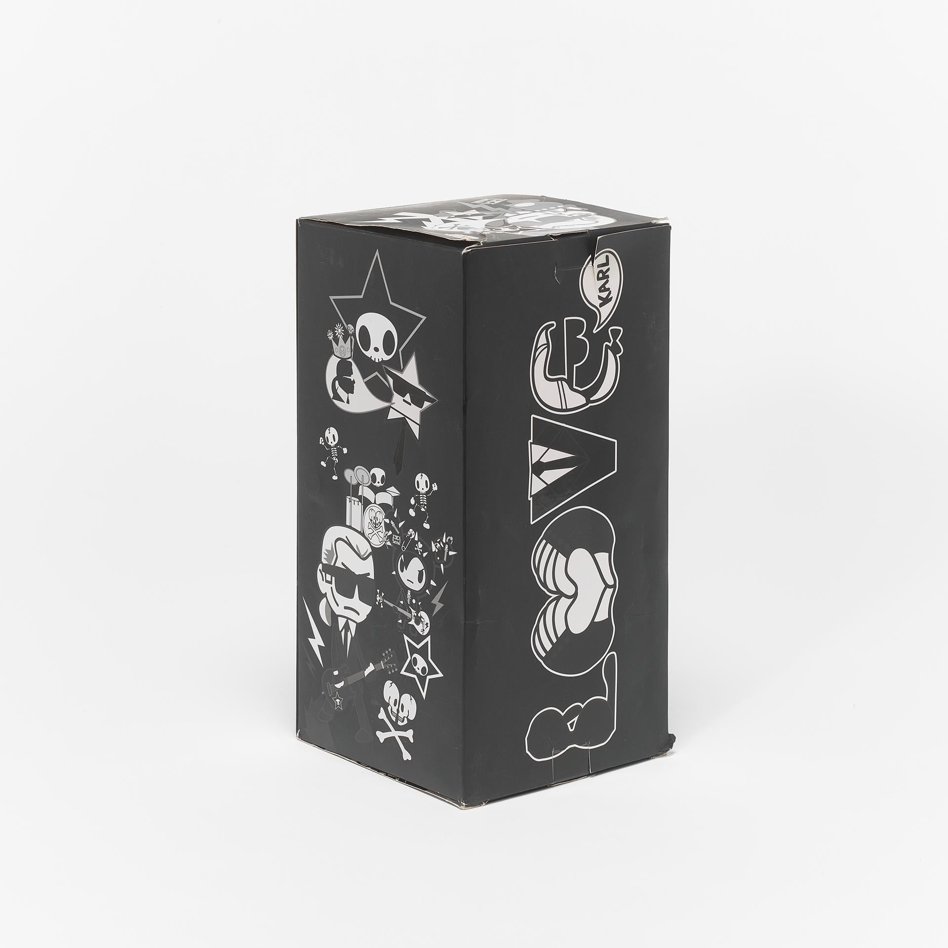 Tokidoki x karl Lagerfeld x French Edition - Sculpture by Karl Lagerfeld