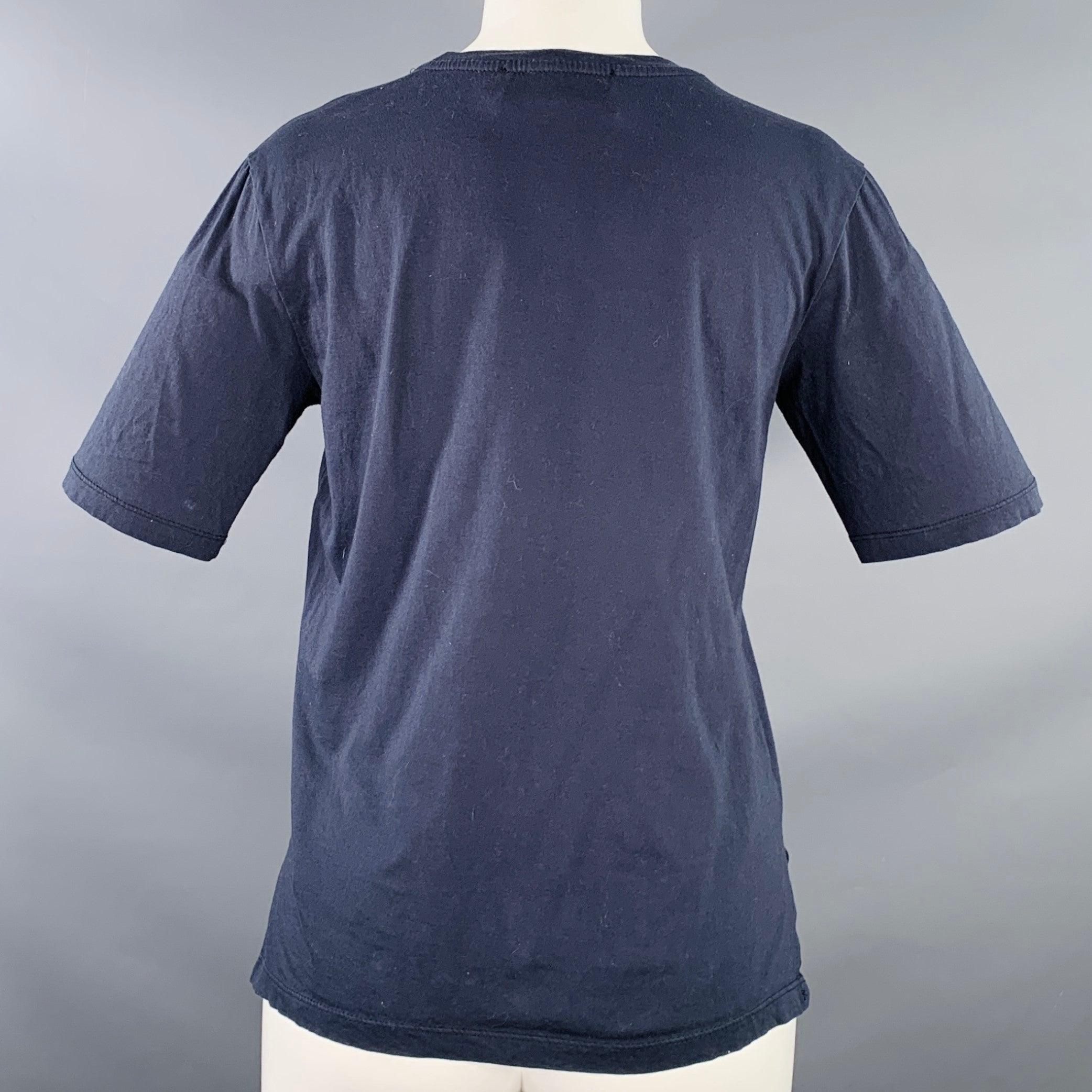 KARL LAGERFELD Size M Navy White Cotton Embroidered Logo Crew Neck T-Shirt In Excellent Condition For Sale In San Francisco, CA