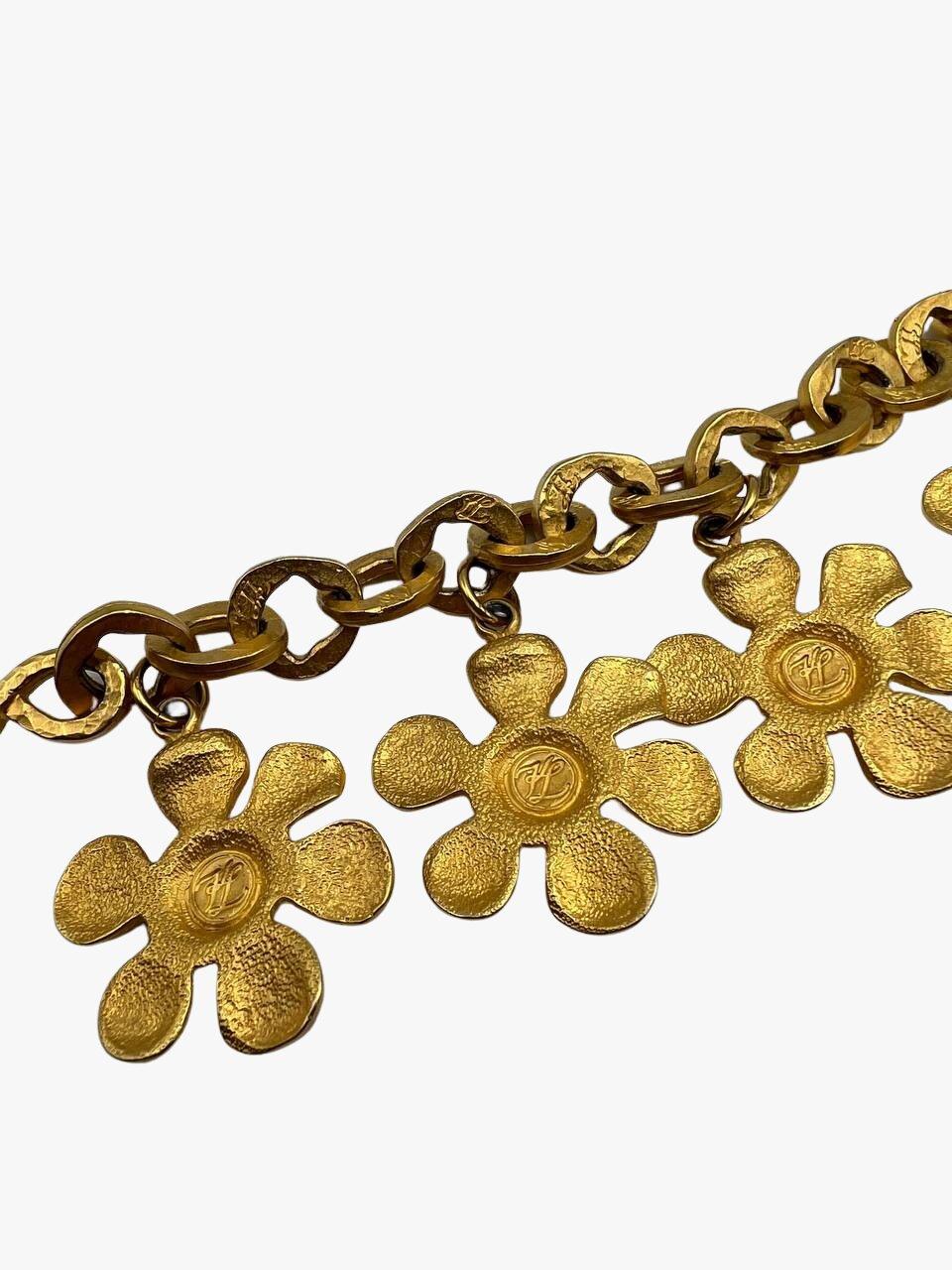 Karl Lagerfeld Vintage 24k Gold Plated Daisy Flower Charm Bracelet, 1980s In Excellent Condition For Sale In New York, NY