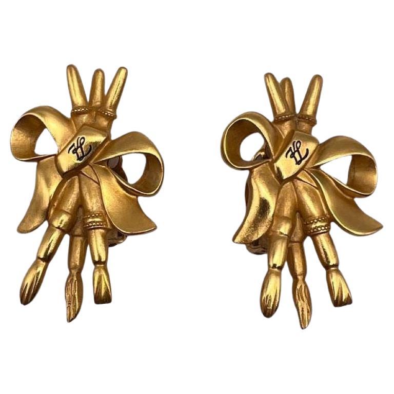 CHANEL Coco Mark Logo Gold-tone Clip-on Drop Earrings Vintage 95A Women  A2781