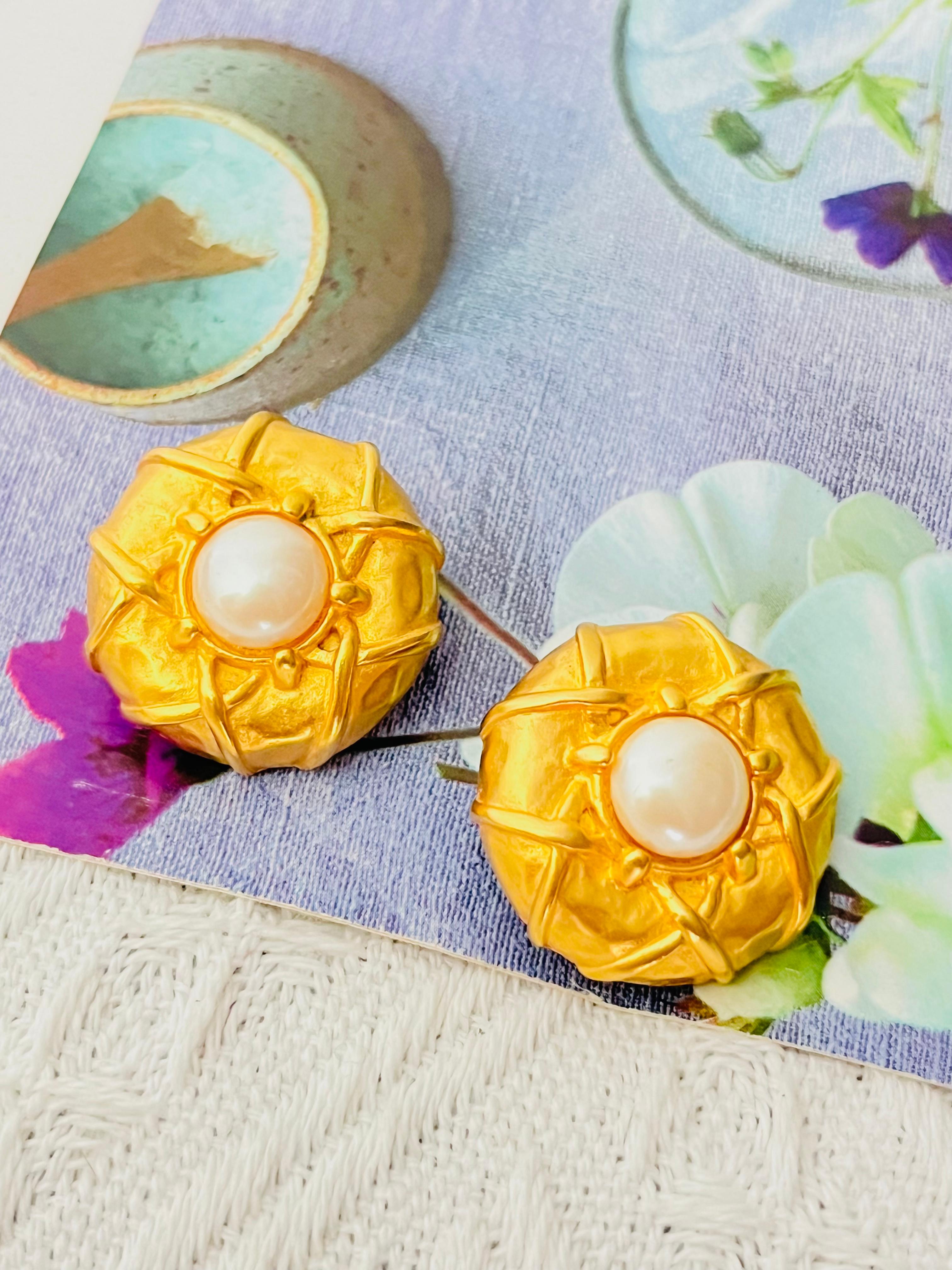 Art Deco Karl Lagerfeld Vintage Baroque Cross Circle Round White Pearl Gold Clip Earrings For Sale