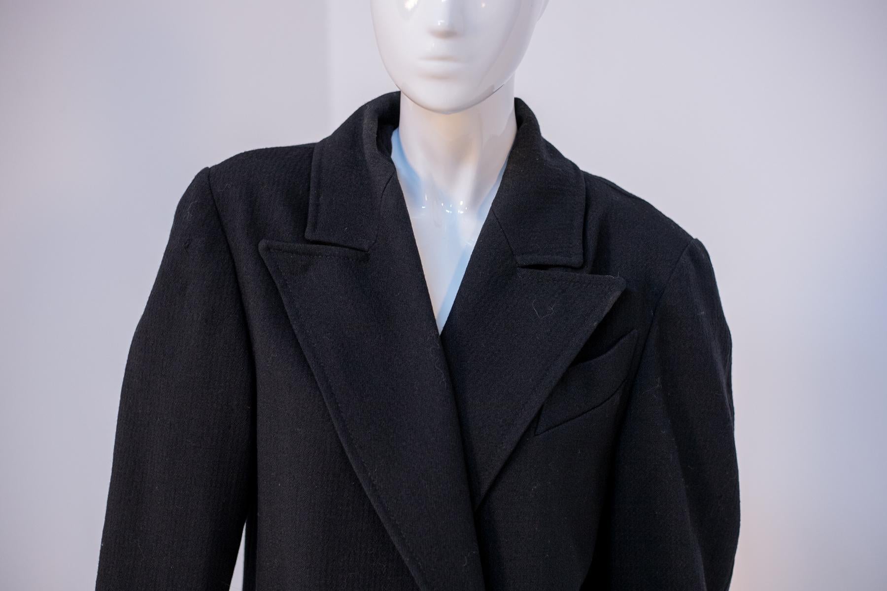 Karl Lagerfeld Vintage Black Elegant Long Coat In Good Condition For Sale In Milano, IT