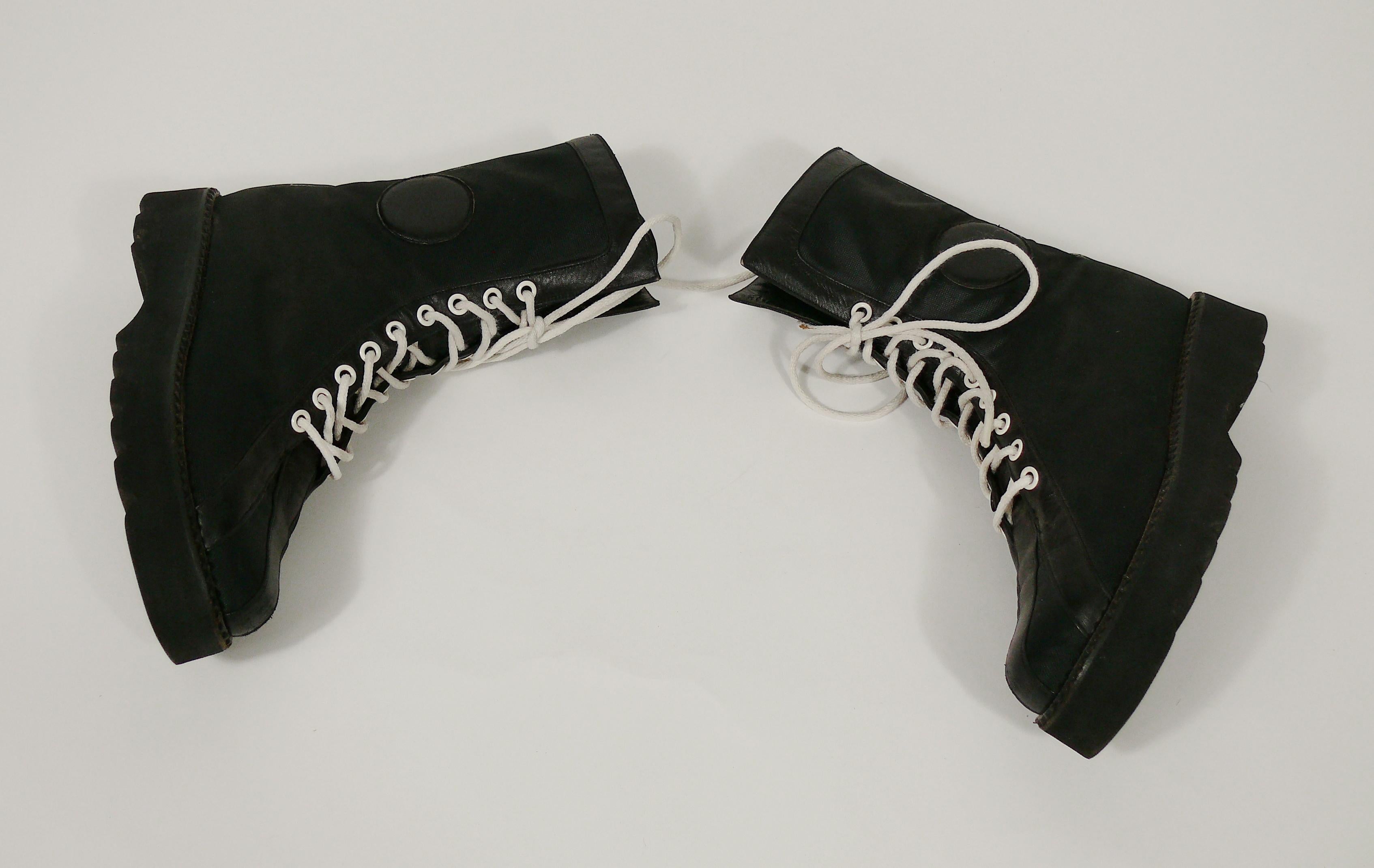 Karl Lagerfeld Vintage Schwarze Schnürstiefel zum Schnüren im Angebot 1