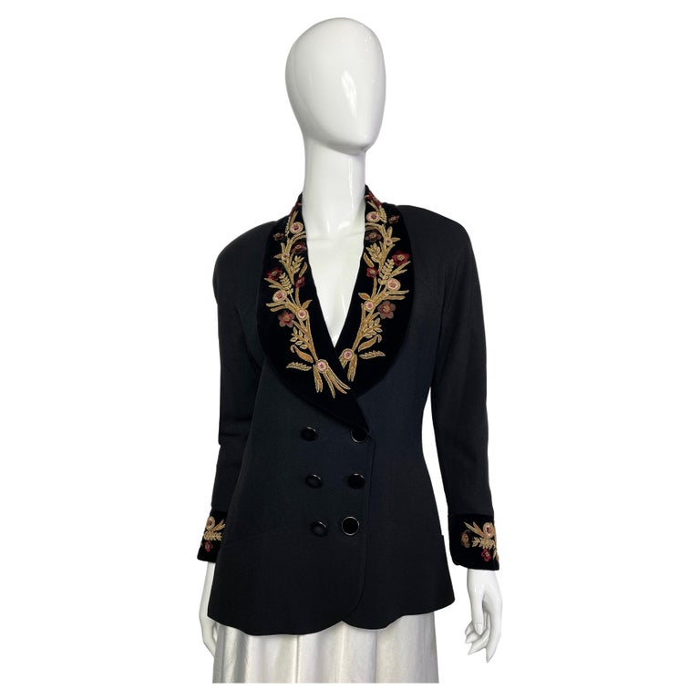 Vintage CHANEL Couture 1990 2 pcs Suit Green Velvet Gold Embroidered Jacket  40