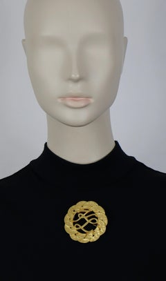 KARL LAGERFELD (Attributed To) Vintage Gold Tone KL Logo Initials Brooch