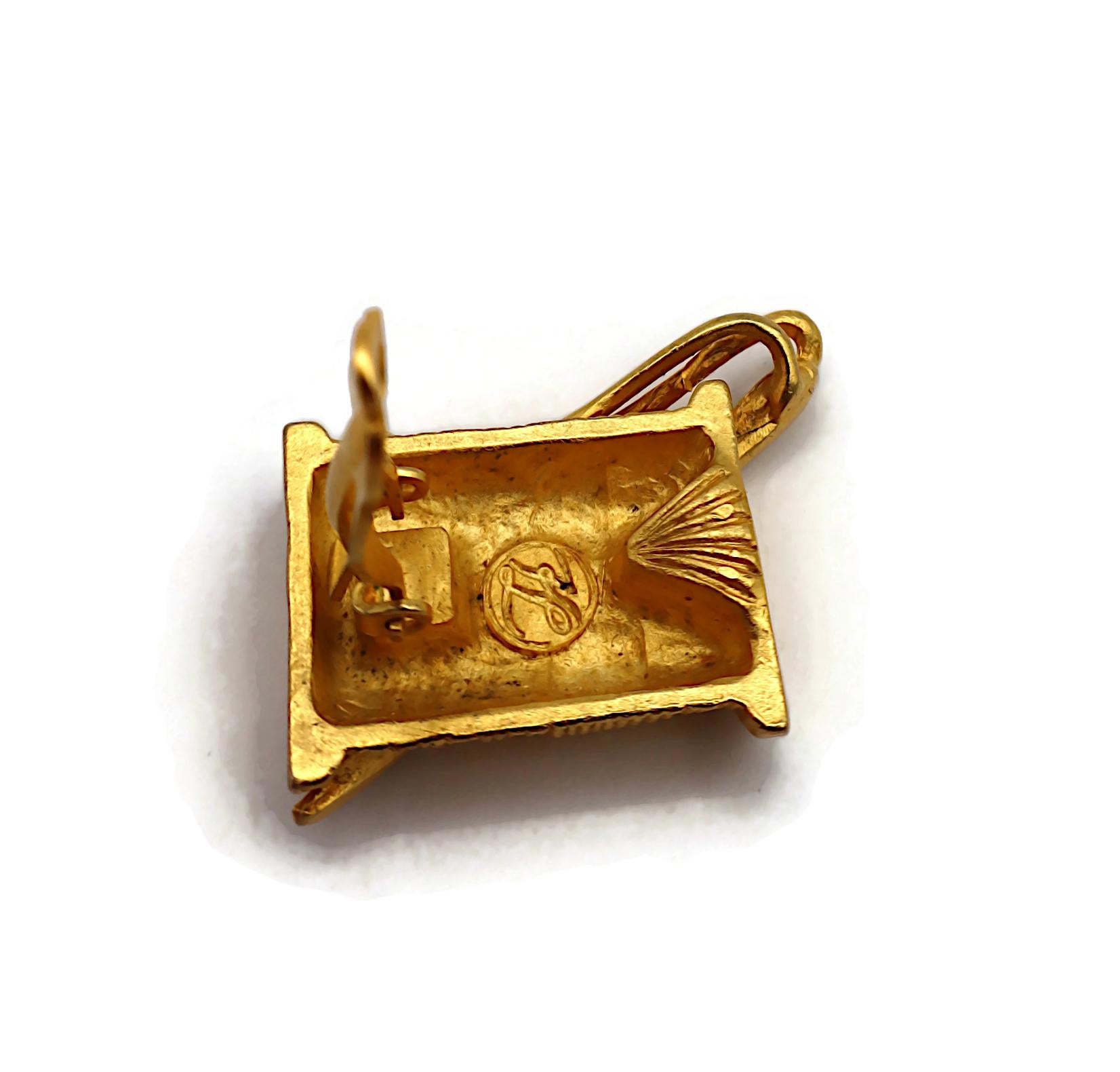 KARL LAGERFELD Vintage Gold Tone Needle & Thread Clip-On Earrings For Sale 7