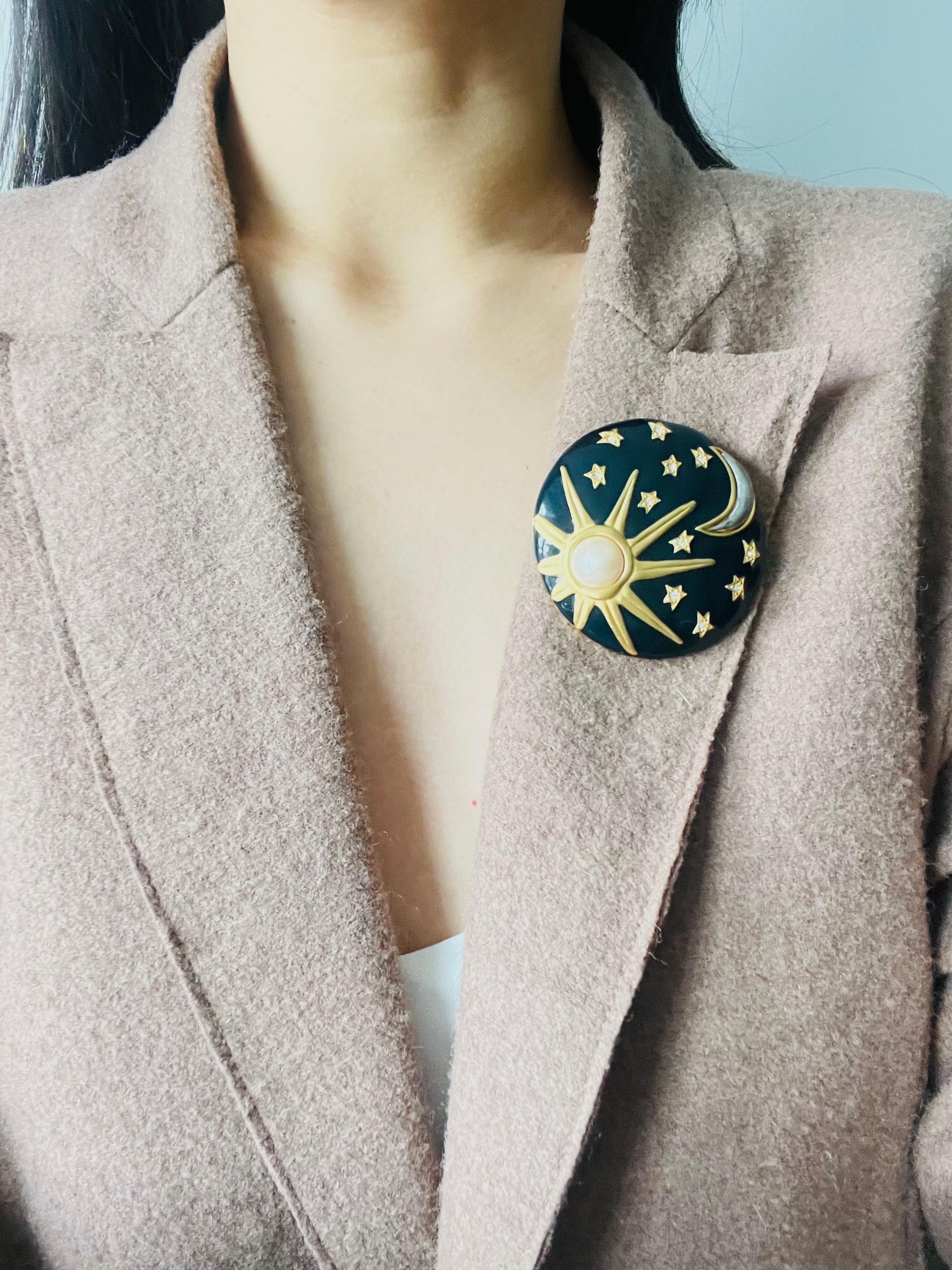 Karl Lagerfeld Vintage Large Navy Circle Sun Moon Stars Pearl Crystals Brooch For Sale 5