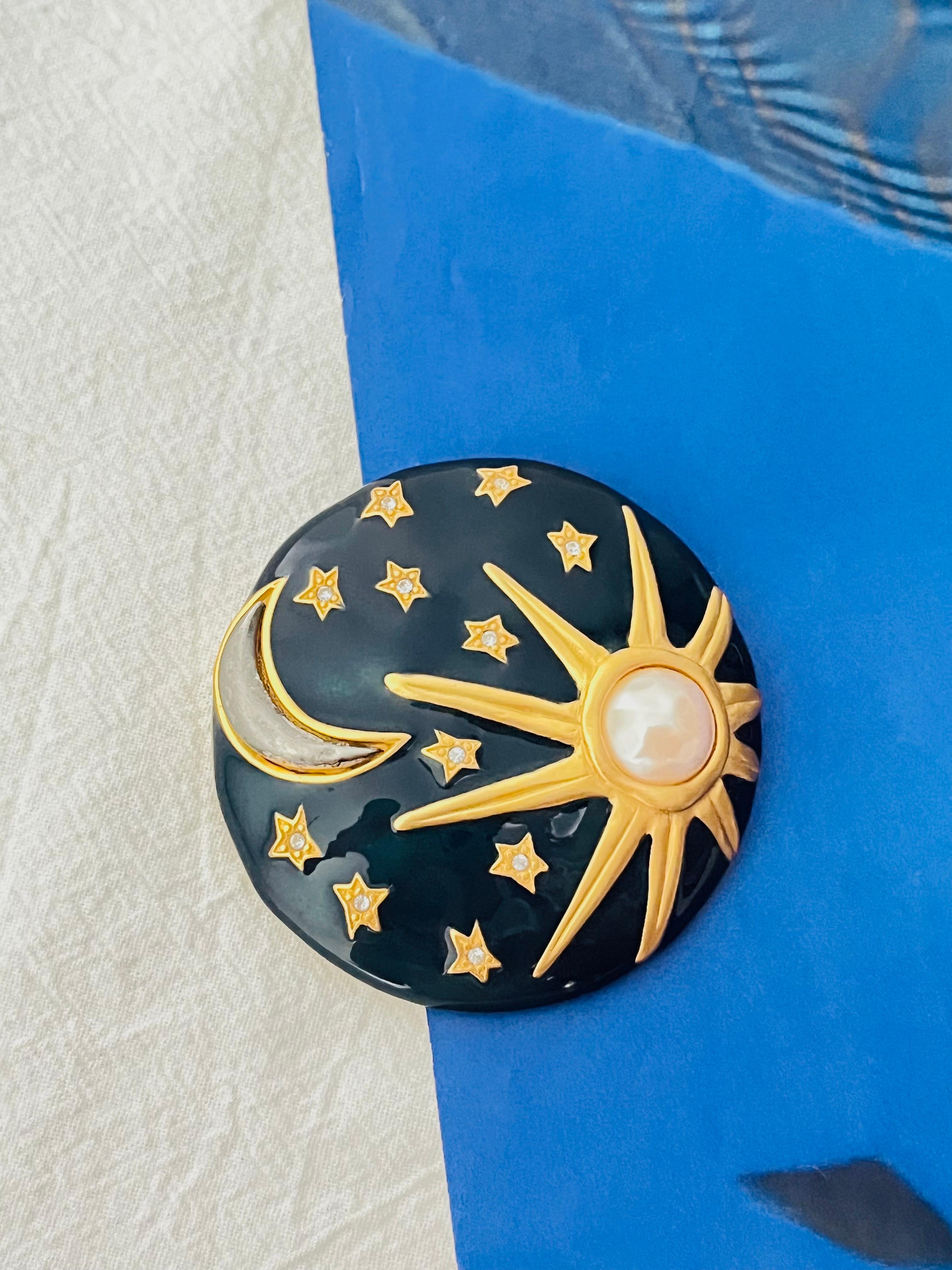Women's or Men's Karl Lagerfeld Vintage Large Navy Circle Sun Moon Stars Pearl Crystals Brooch For Sale