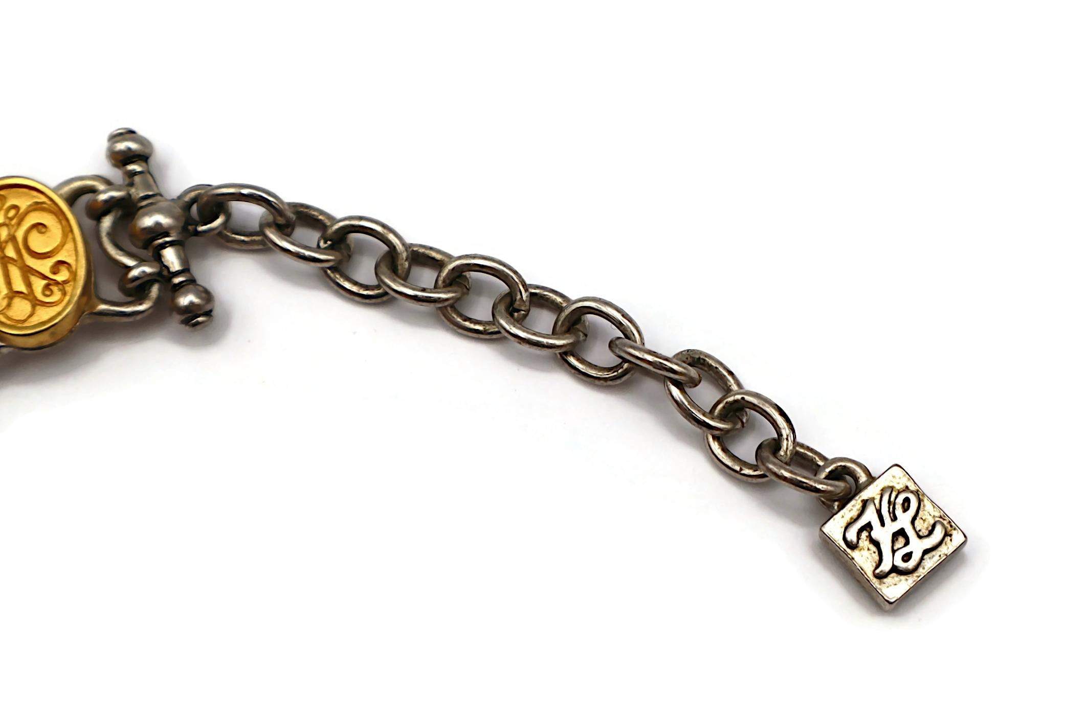 Collana con medaglione con logo vintage di Karl Lagerfeld, 1996 in vendita 8