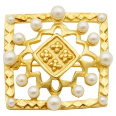 Karl Lagerfeld Broche vintage ajourée rectangulaire en forme de fleur en perles blanches
