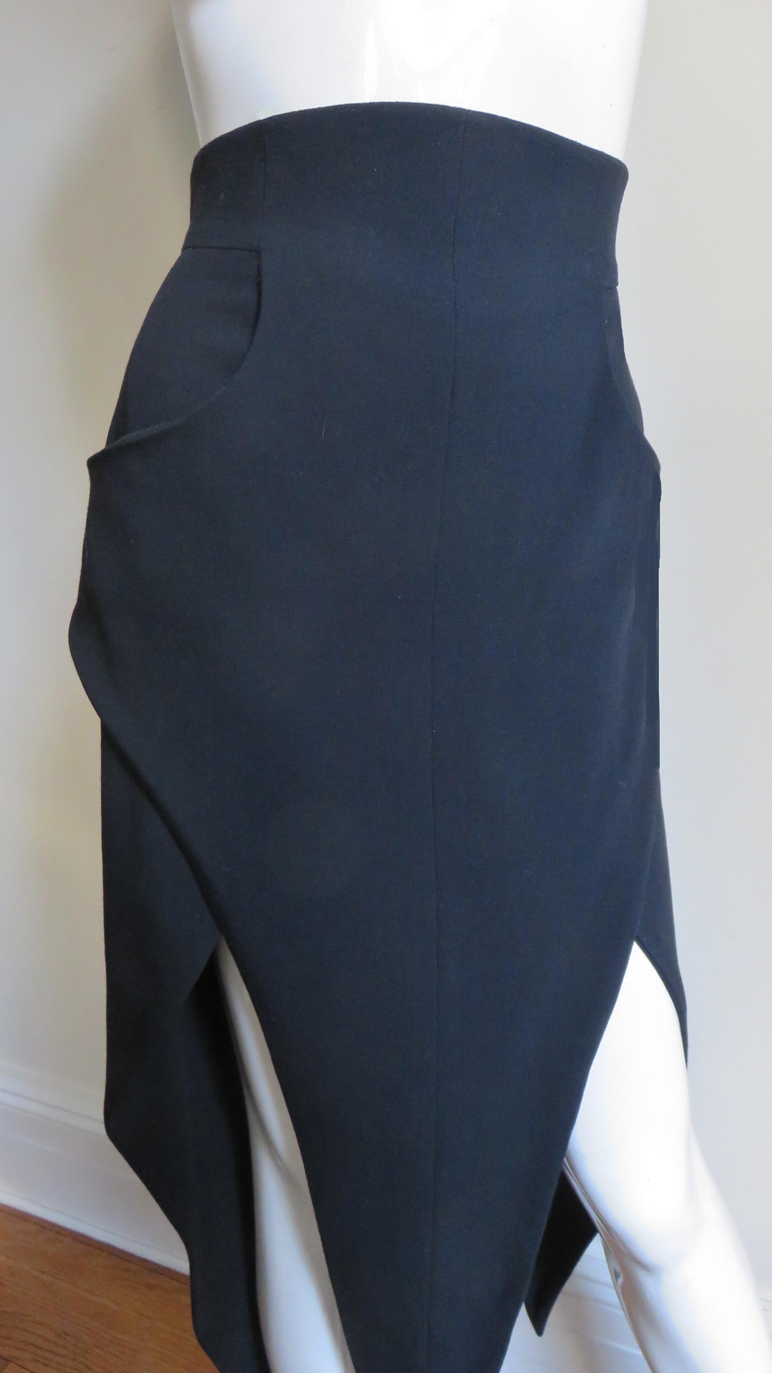 Karl Lagerfeld Skirt with Handkerchief Hem In Excellent Condition For Sale In Water Mill, NY