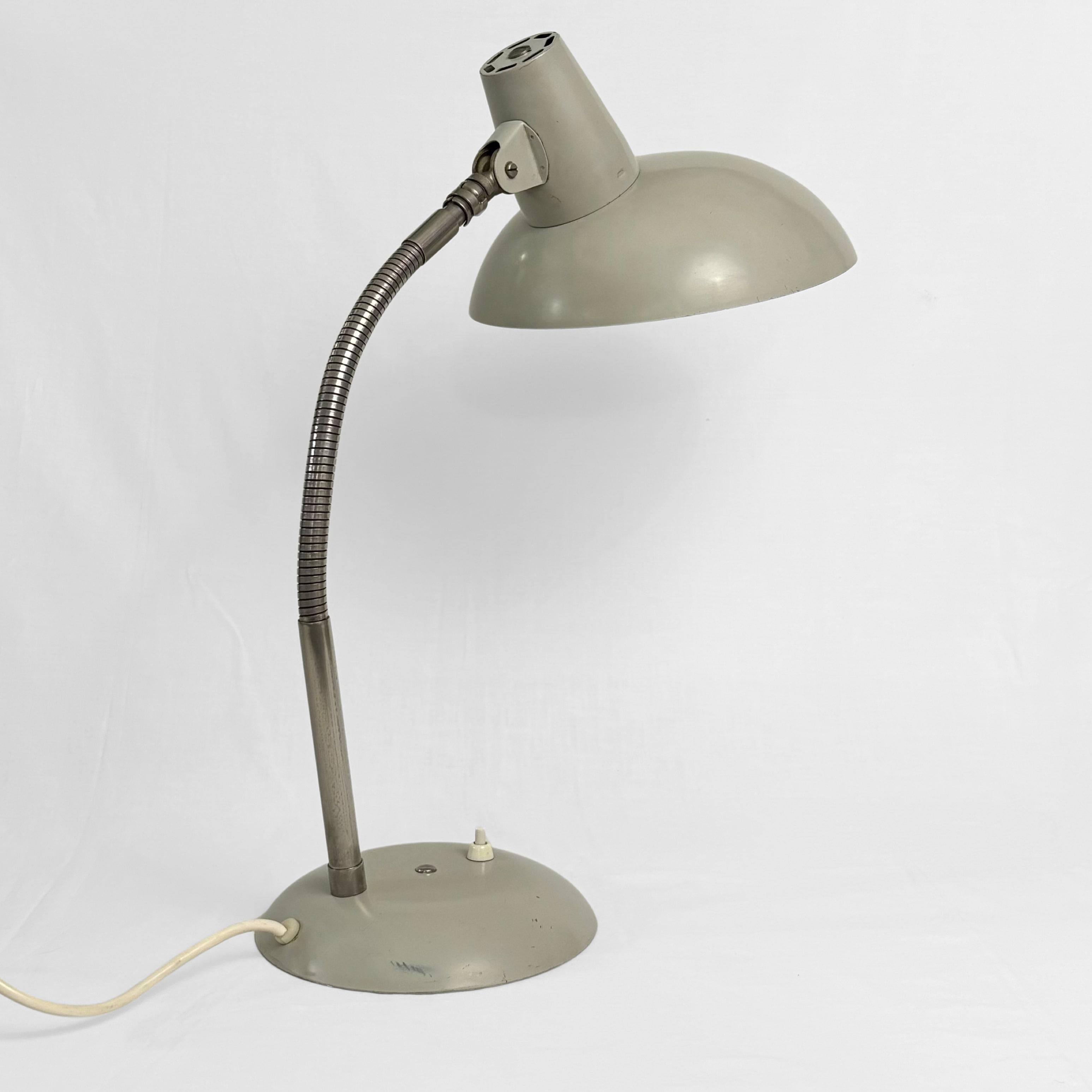 Karl Lang, modernist table lamp 832 by SIS Licht, Bauhaus style, Germany, 1950s In Good Condition For Sale In Forserum, SE