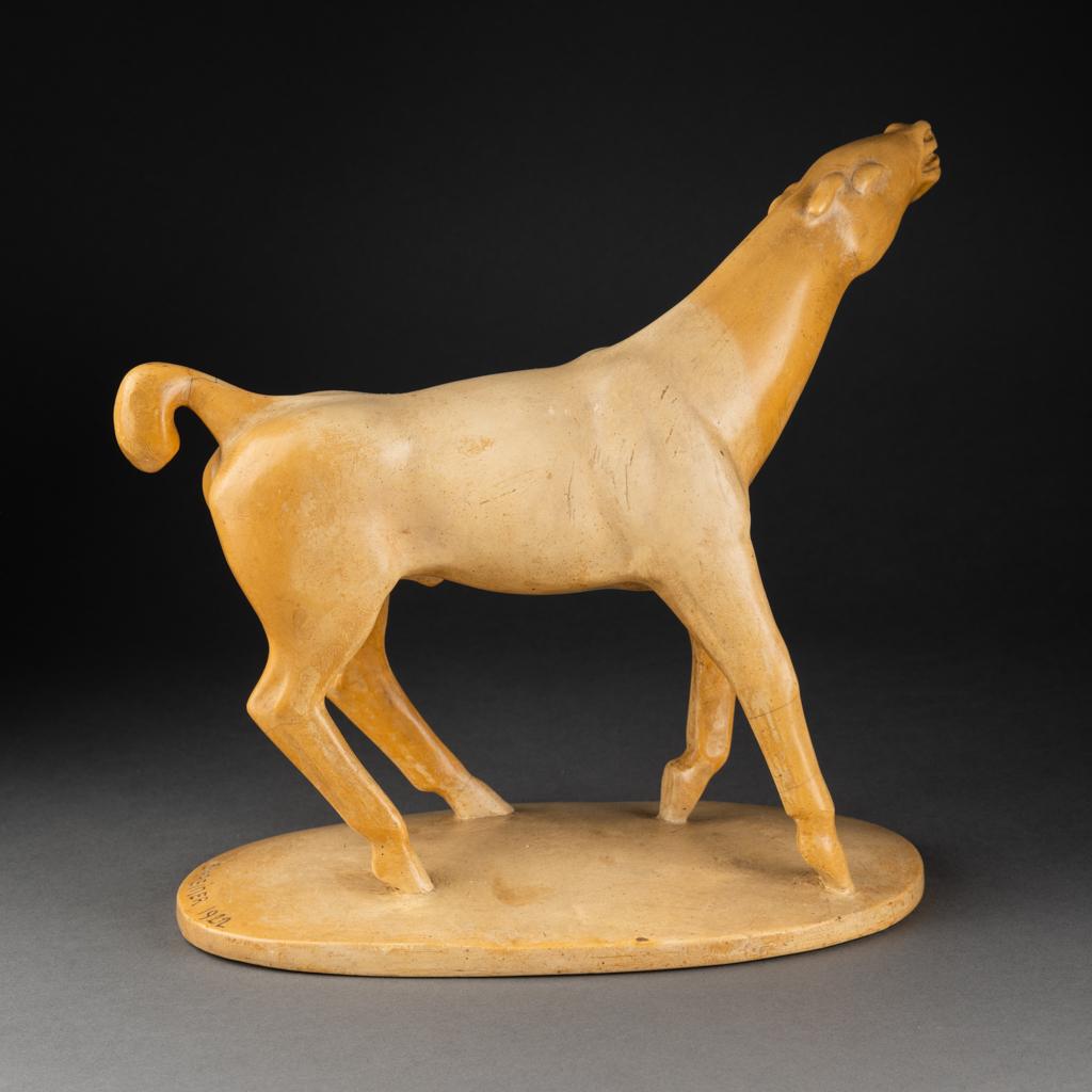 Moderne Karl Moritz SCHREINER (1889-1948) : « Standing horse », plâtre d'origine, 1922 en vente