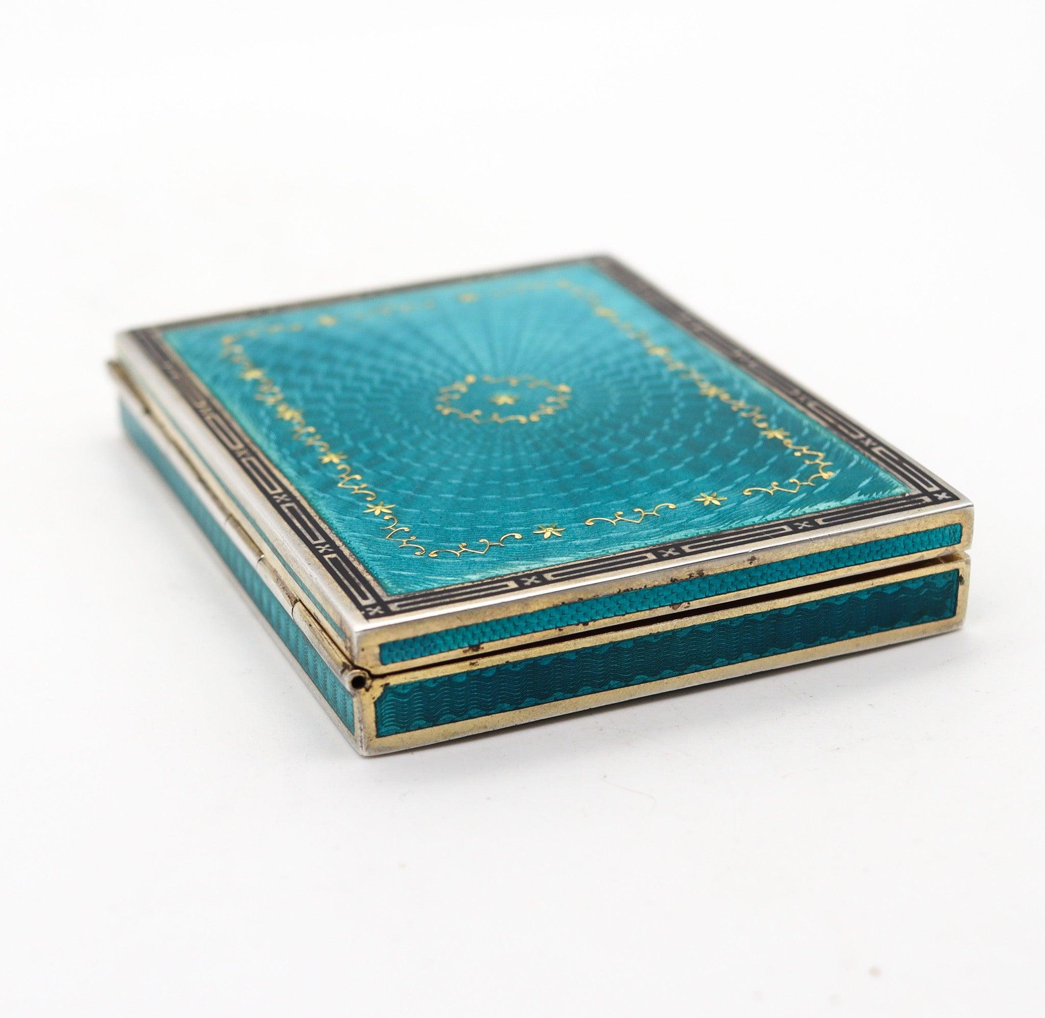 Art Déco KARL NEUDOLT 1922 Art Deco Guilloche Blu Smalto Scatola in Argento .900 in vendita