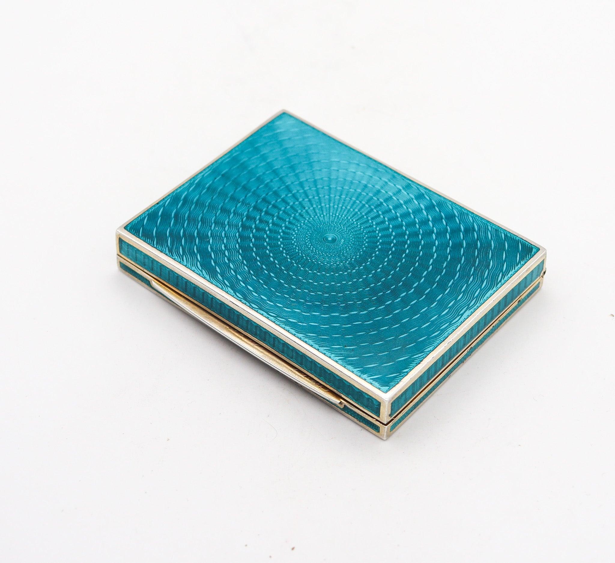 Austriaco KARL NEUDOLT 1922 Art Deco Guilloche Blu Smalto Scatola in Argento .900 in vendita