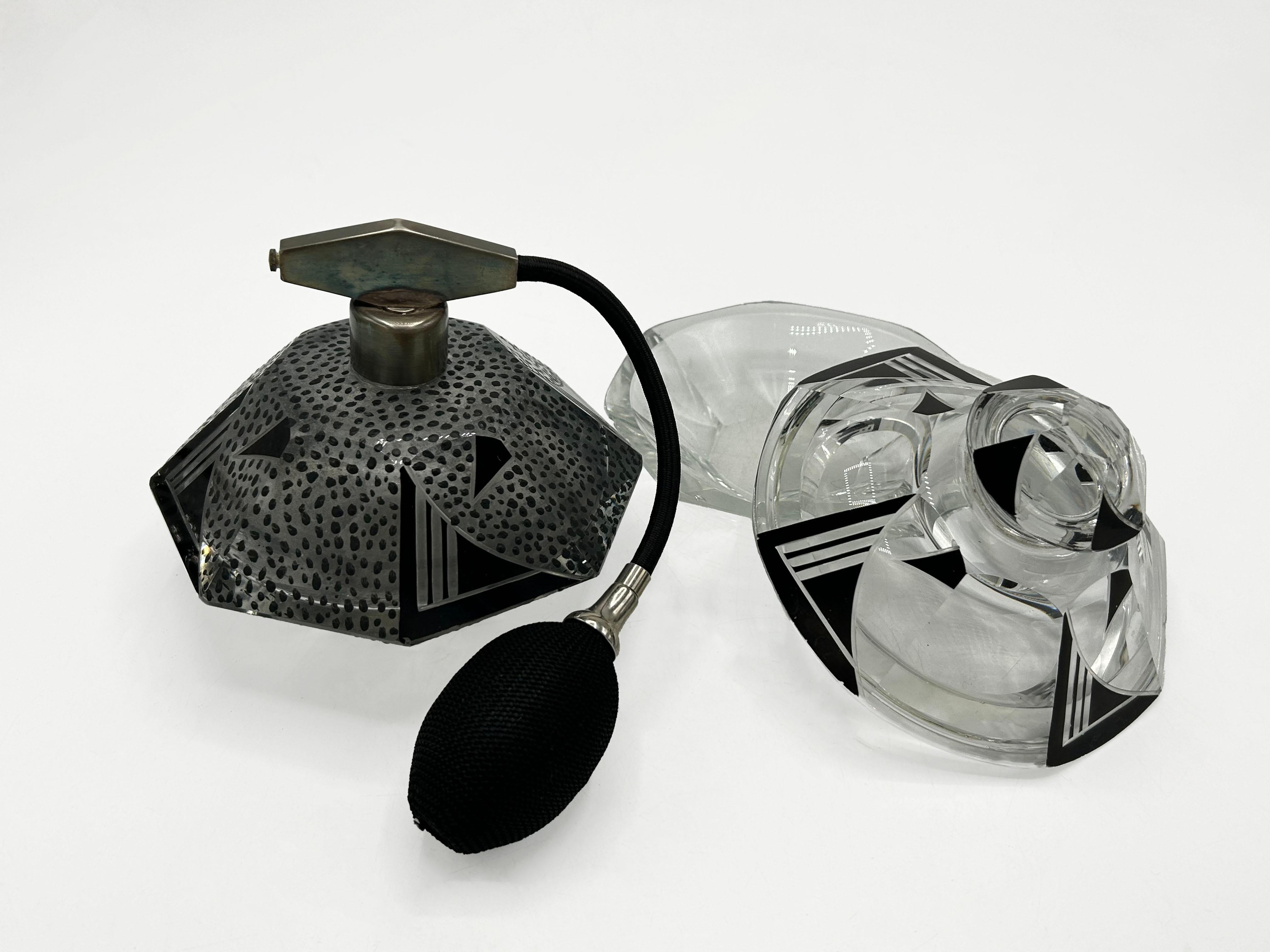 XX secolo Set di profumeria Art Deco di Karl Palda, anni '30 circa in vendita