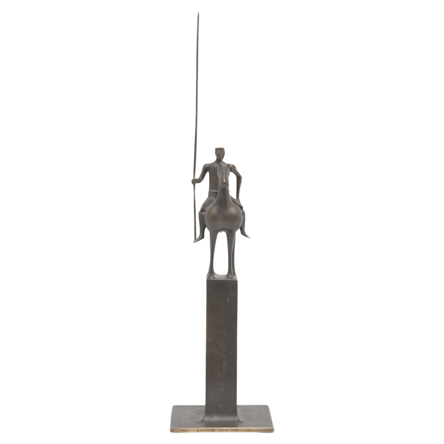 Karl Reidel Bronzeskulptur eines Ritters oder Lanciers, signiert und datiert 1973 im Angebot