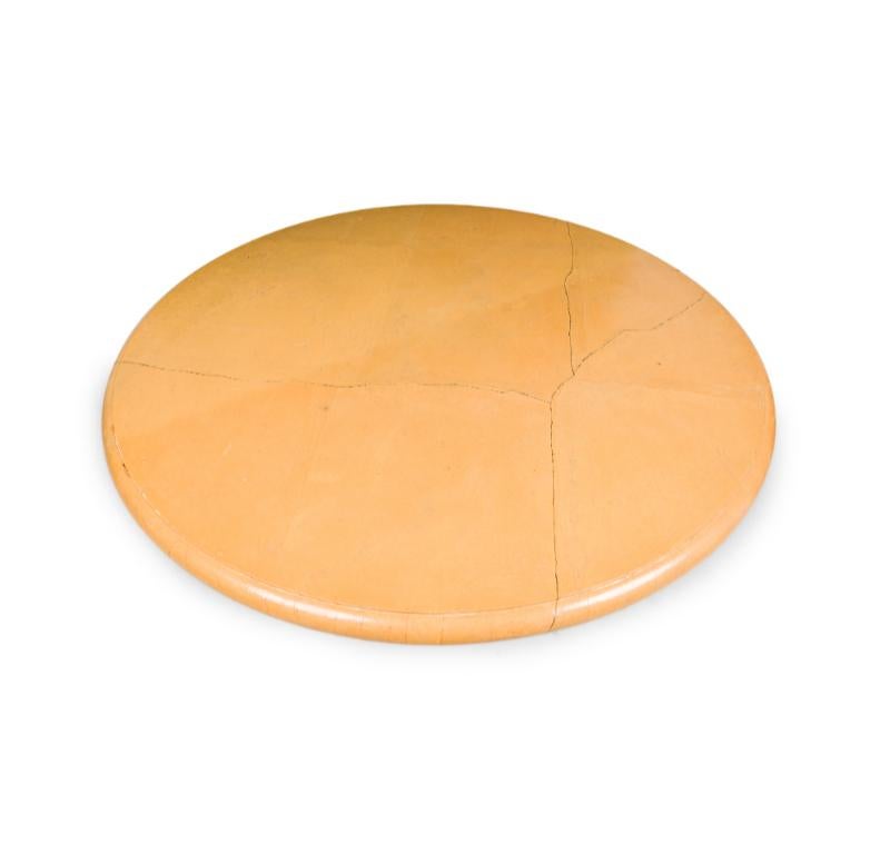Table de salle à manger circulaire en peau de chèvre du milieu du siècle de Karl Springer en vente 6