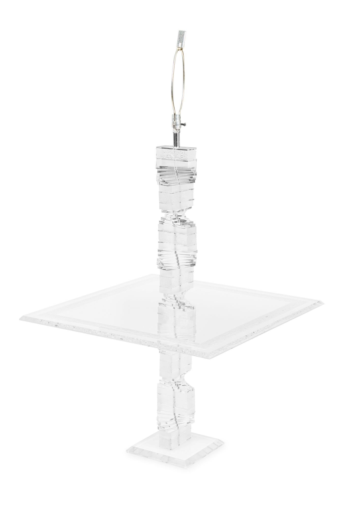 Karl Springer Amerikanische Mid-Century- FLoor-Lampe aus Lucite mit Tisch (amerikanisch) im Angebot