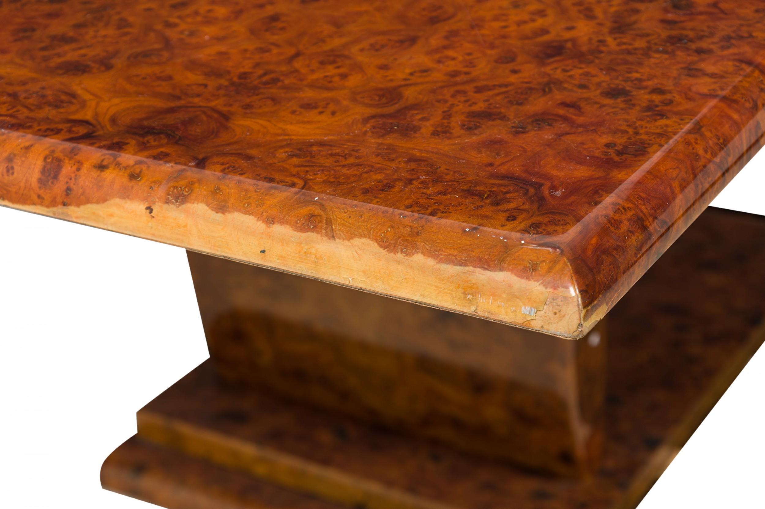 Table de salle à manger en bois de ronce de Karl Springer American Mid-Century Modern en vente 3