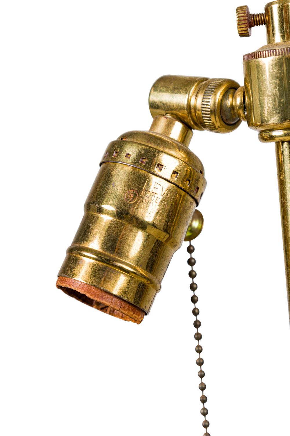 Laiton Lampadaire à colonne enveloppée d'autruche Karl Springer American Mid-Century en vente