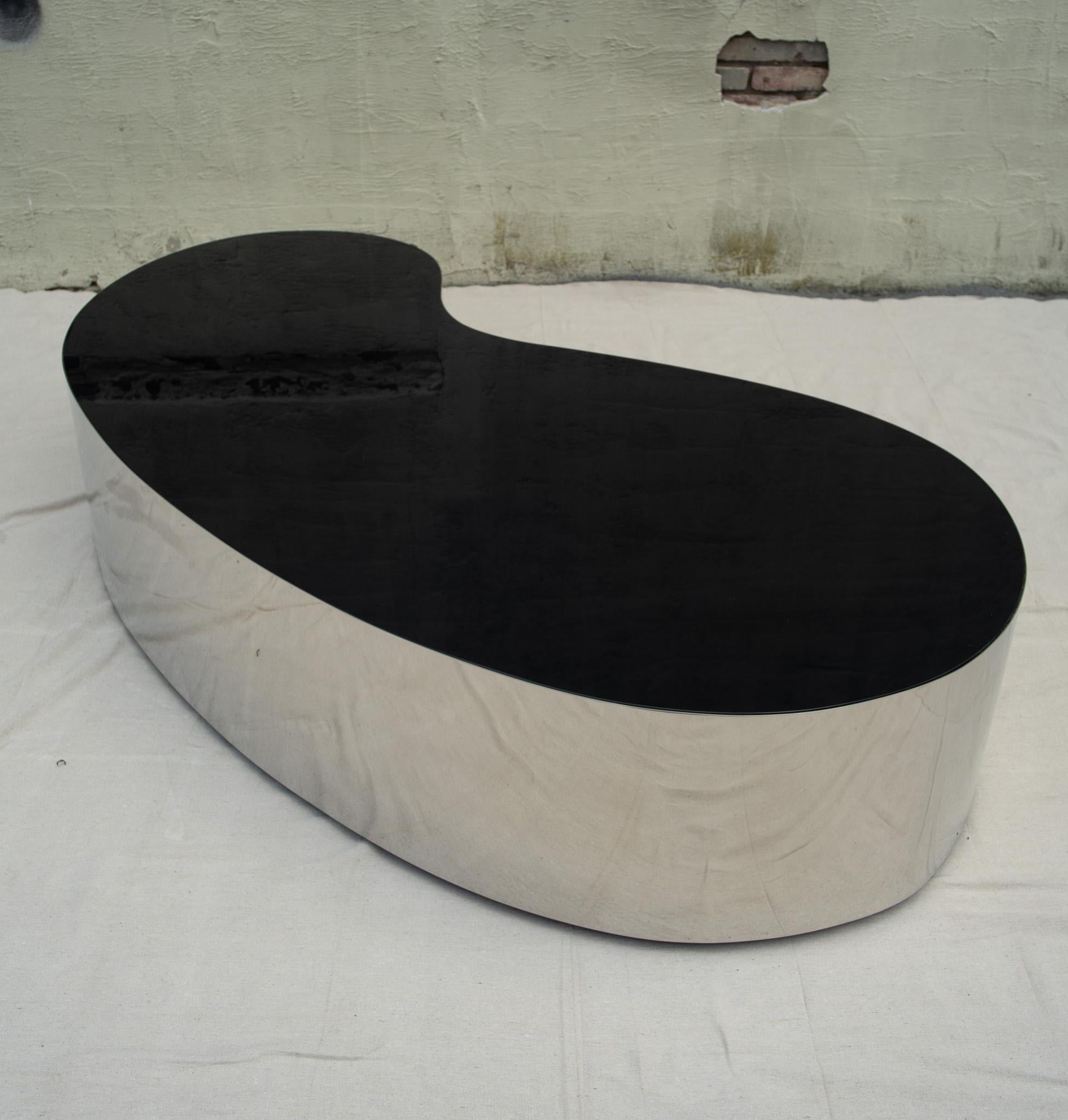 Karl Springer Attr Free Form Postmodern Amoeba Coffee Table Chrome & Black Glass en vente 2