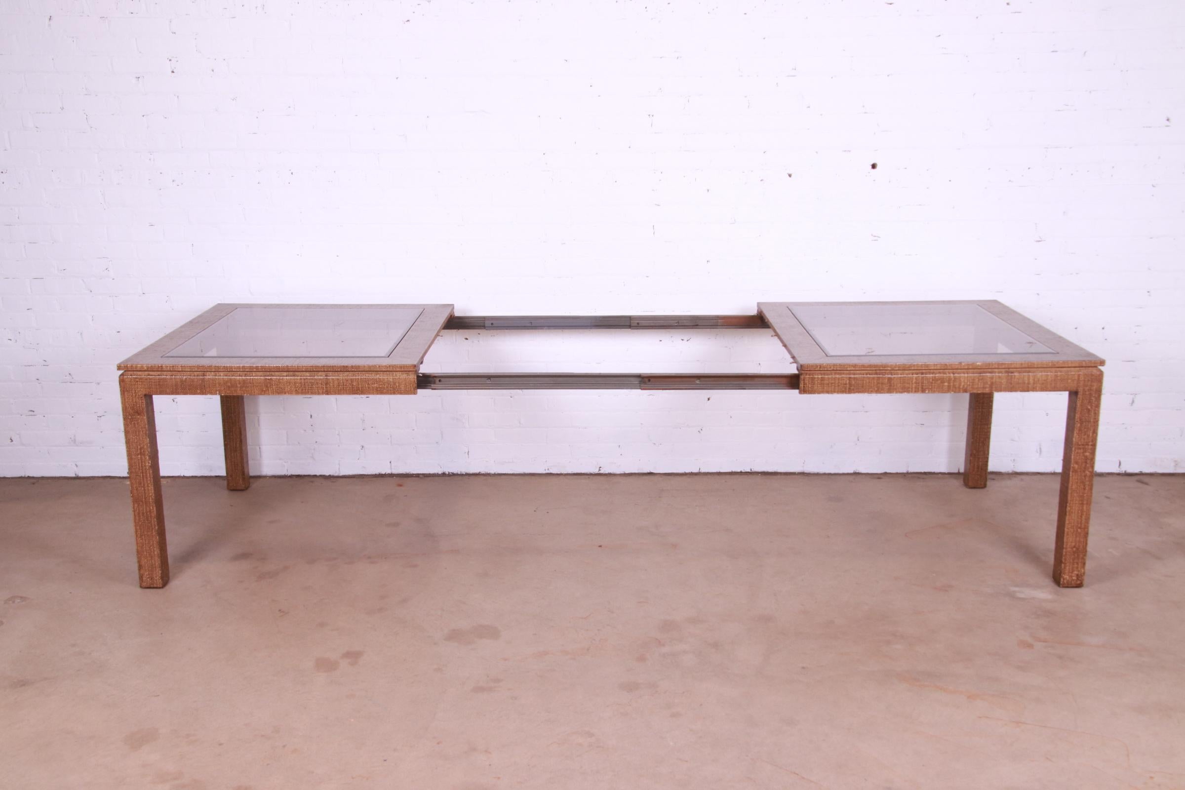 Mid-Century Modern Lacquered Grasscloth Dining Table In Manner of Karl Springer For Sale 4