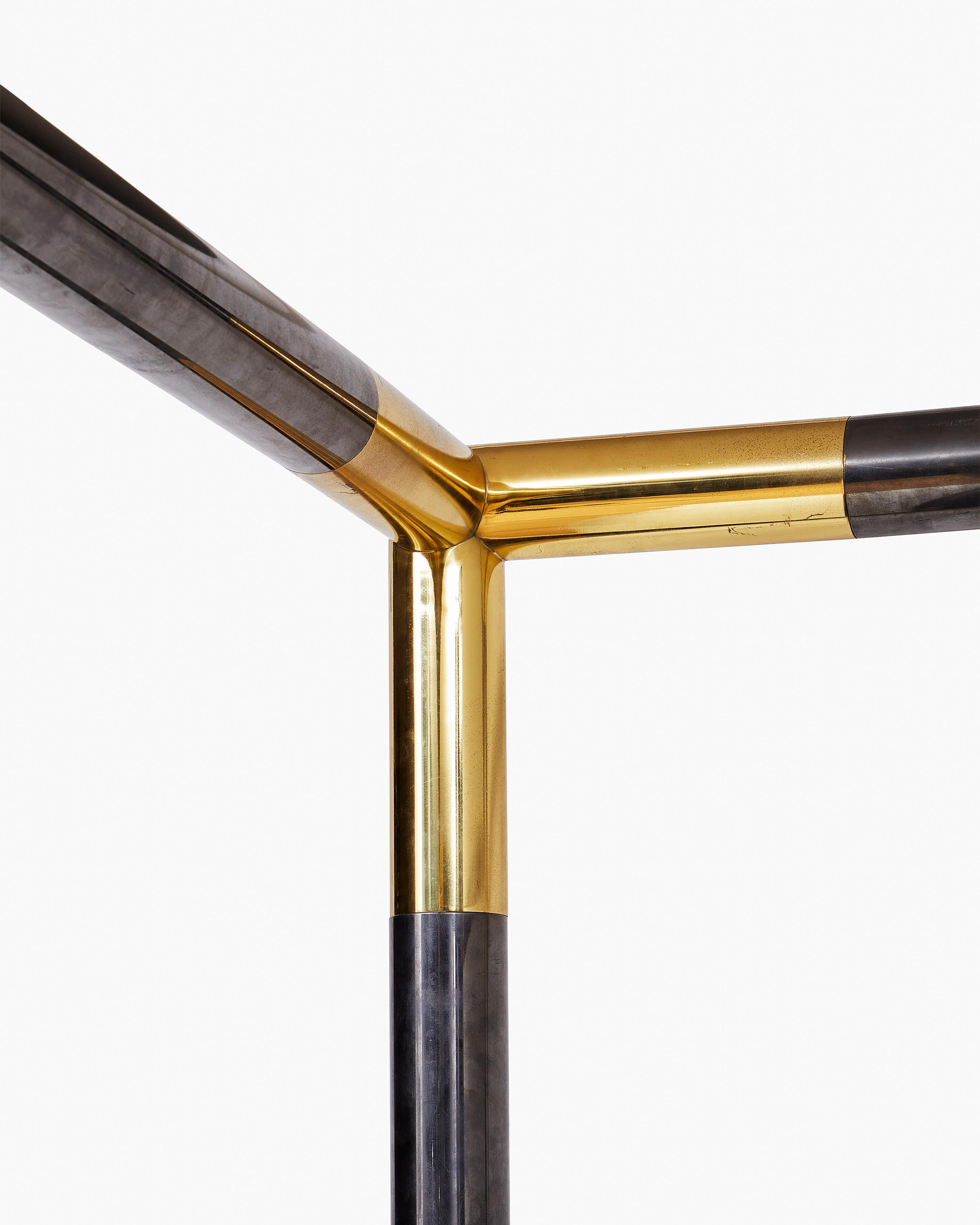 Metallo Letto king a baldacchino Karl Springer con base in Wood, struttura in canna di fucile, angoli in ottone e in vendita