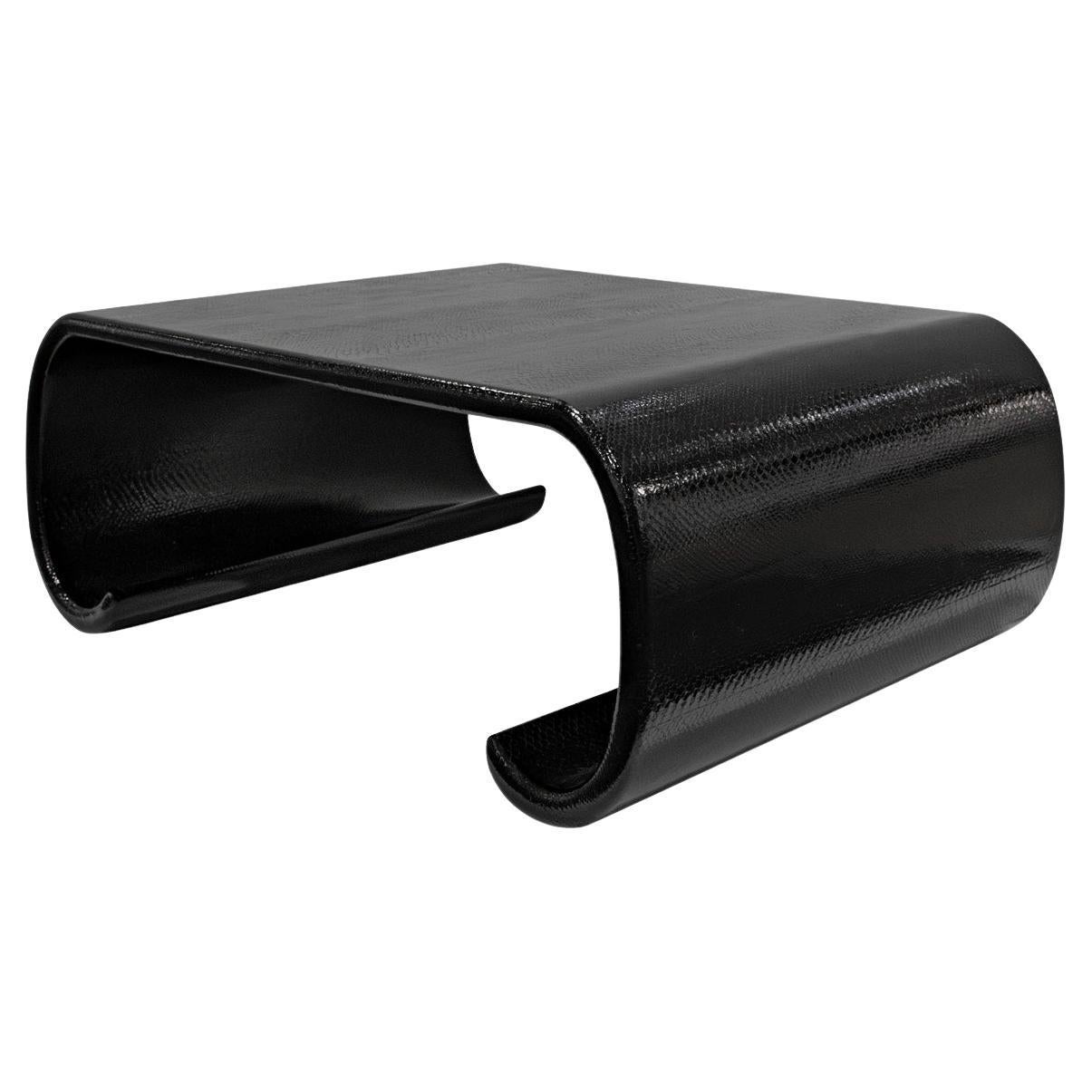 Karl Springer Chic "Table basse chinoise incurvée" en noir Cobra 1970