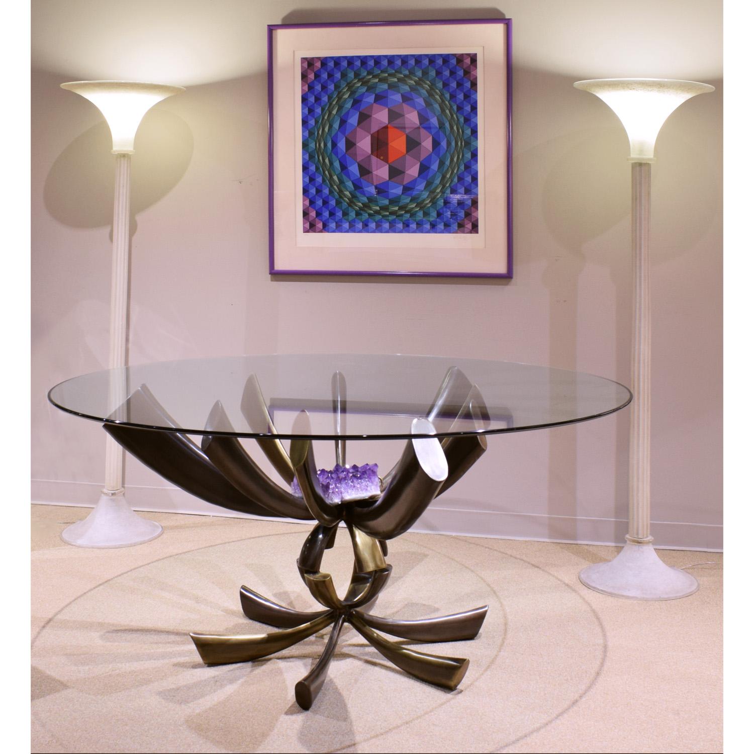 Karl Springer Elegant Pair of White Scavo Glass Torcheres, 1980s In Excellent Condition In New York, NY