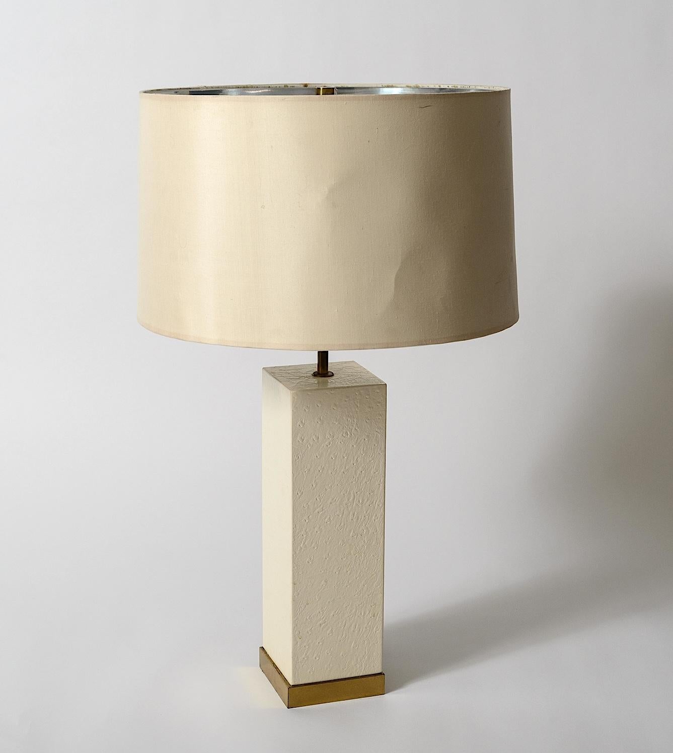 Karl Springer  Lampe aus geprägtem Leder (Nordamerikanisch) im Angebot