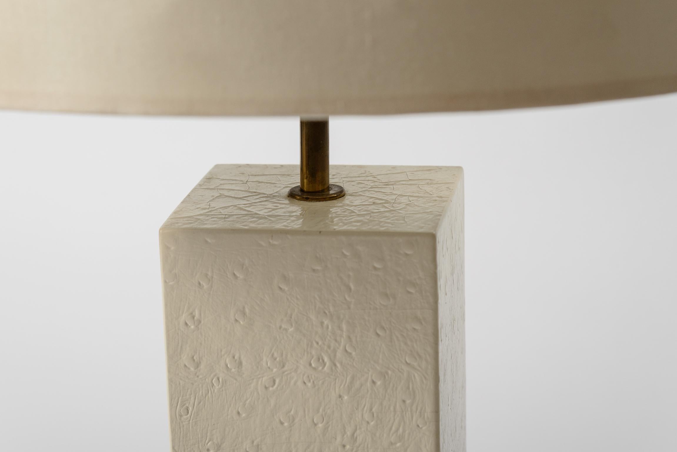 Karl Springer  Lampe aus geprägtem Leder (Ende des 20. Jahrhunderts) im Angebot