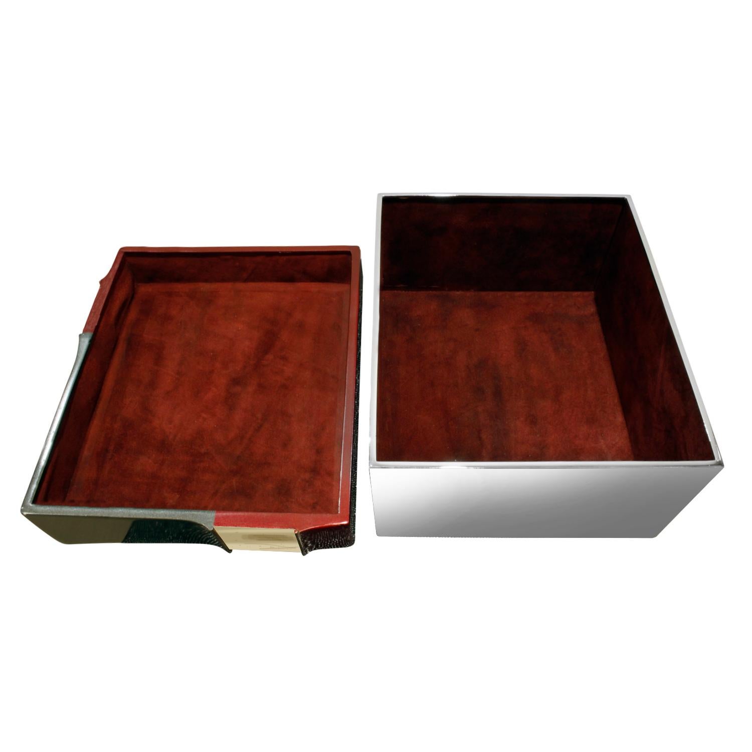Jonson and Marcius Exceptional Box in Glazierite with Bone, 1980s In Excellent Condition In New York, NY