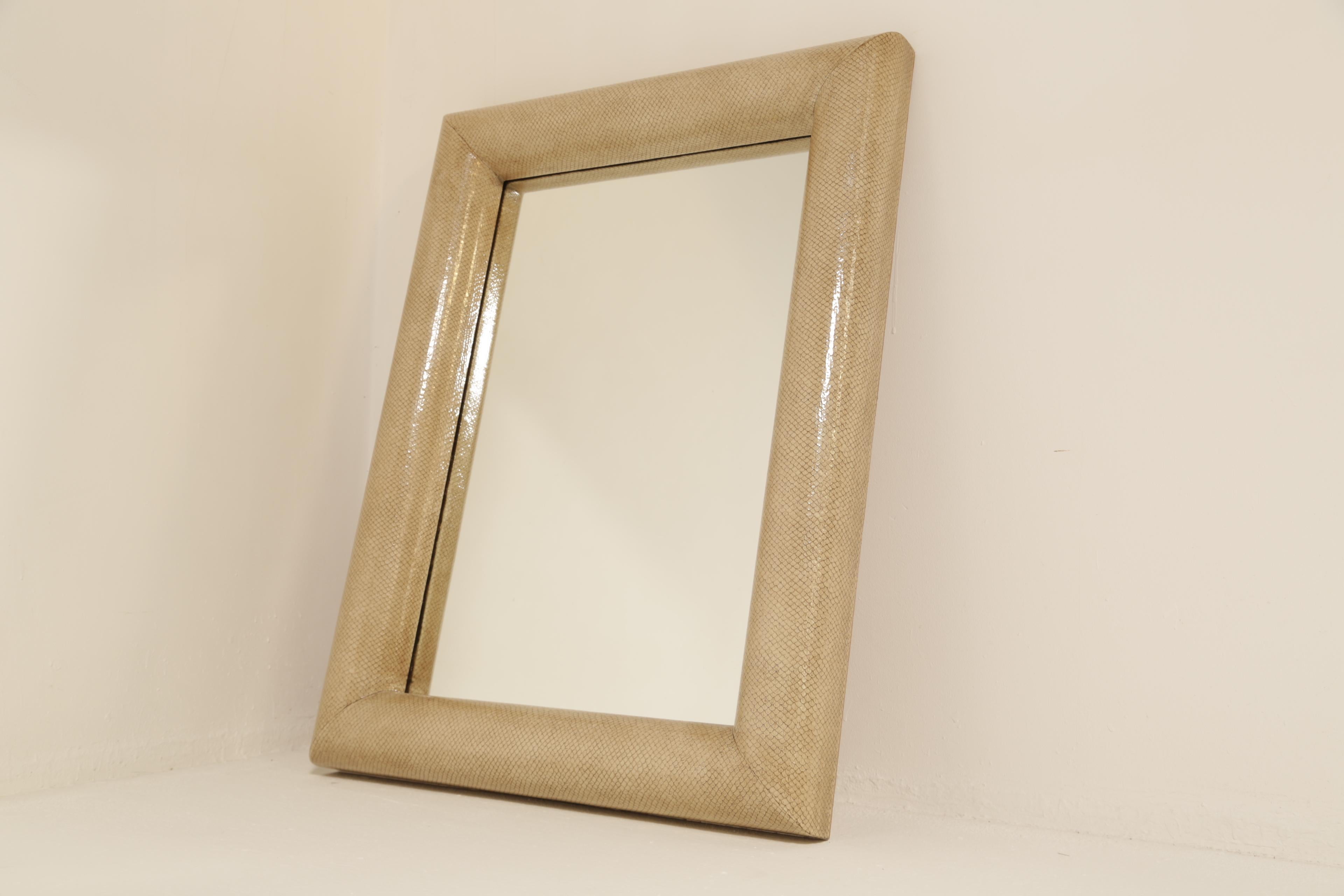 Miroir rectangulaire en fausse peau de serpent Karl Springer, 1970, style Hollywood Regency en vente 5