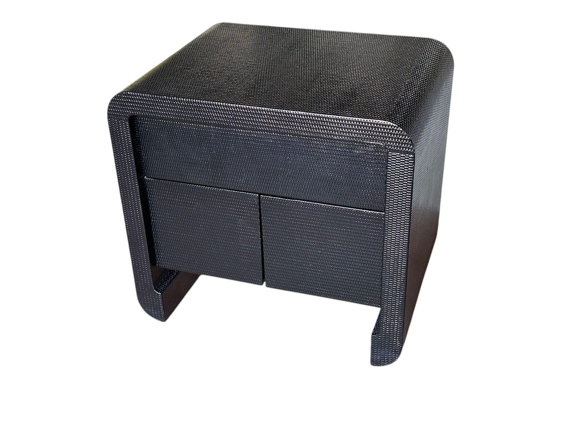 Table de chevet, d'appoint ou d'appoint en toile d'herbe de Karl Springer, 1980 Bon état - En vente à Chicago, IL