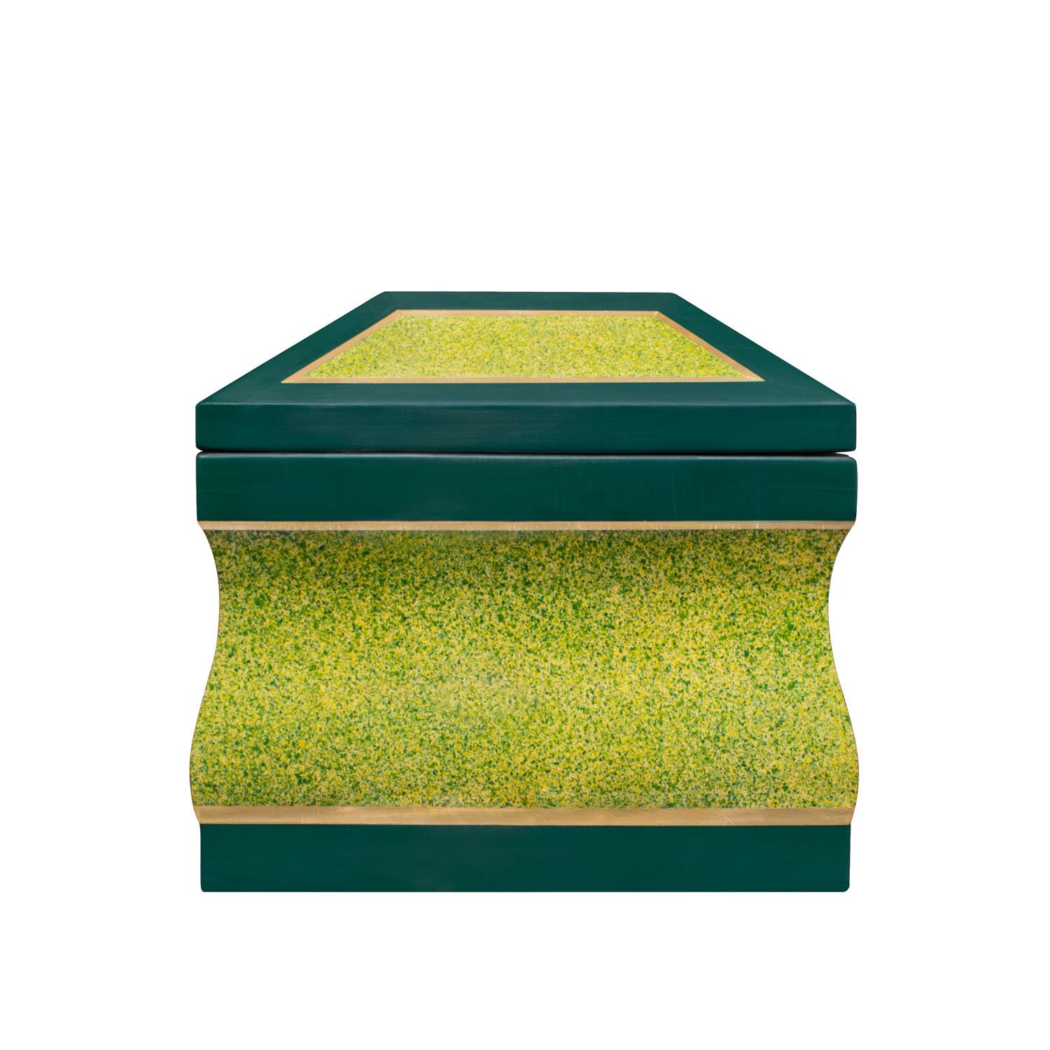 Mid-Century moderno Karl Springer Scatola con cerniera in lacca verde con lamina d'oro 1970 in vendita