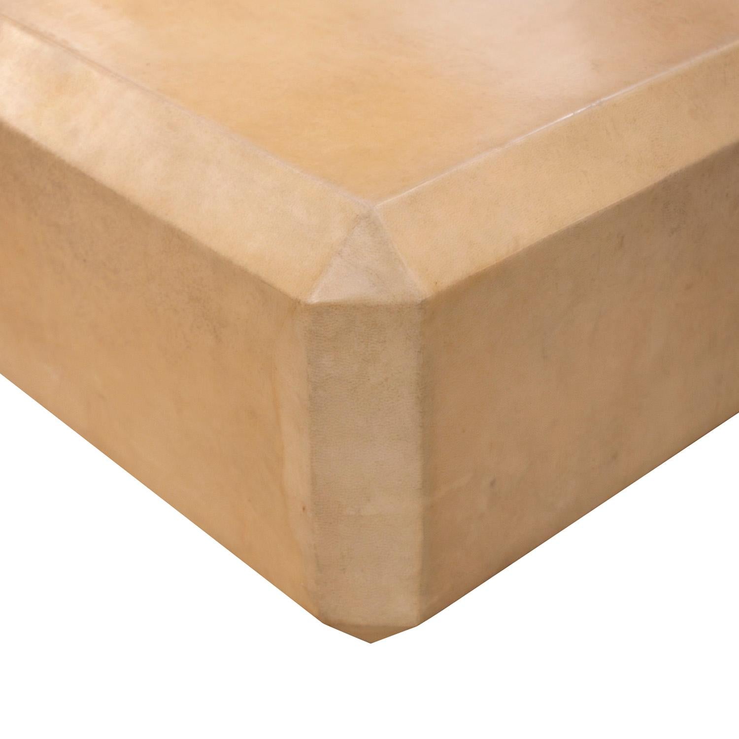 Hand-Crafted Karl Springer Impressive Coffee Table in Lacquered Goatskin 1980s (Signed) For Sale