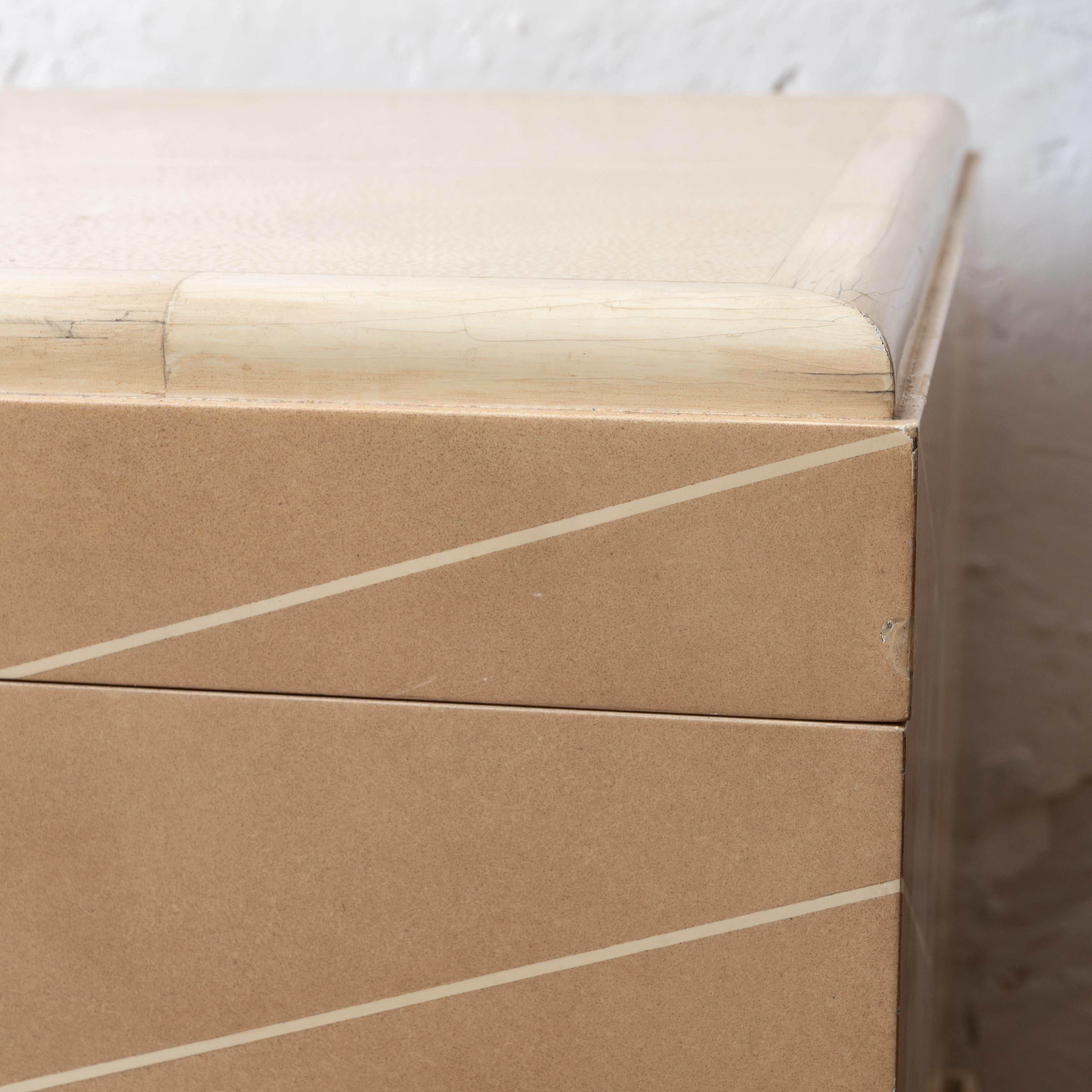 Caja de Kioto Karl Springer sobre soporte, c.1970 en venta 9